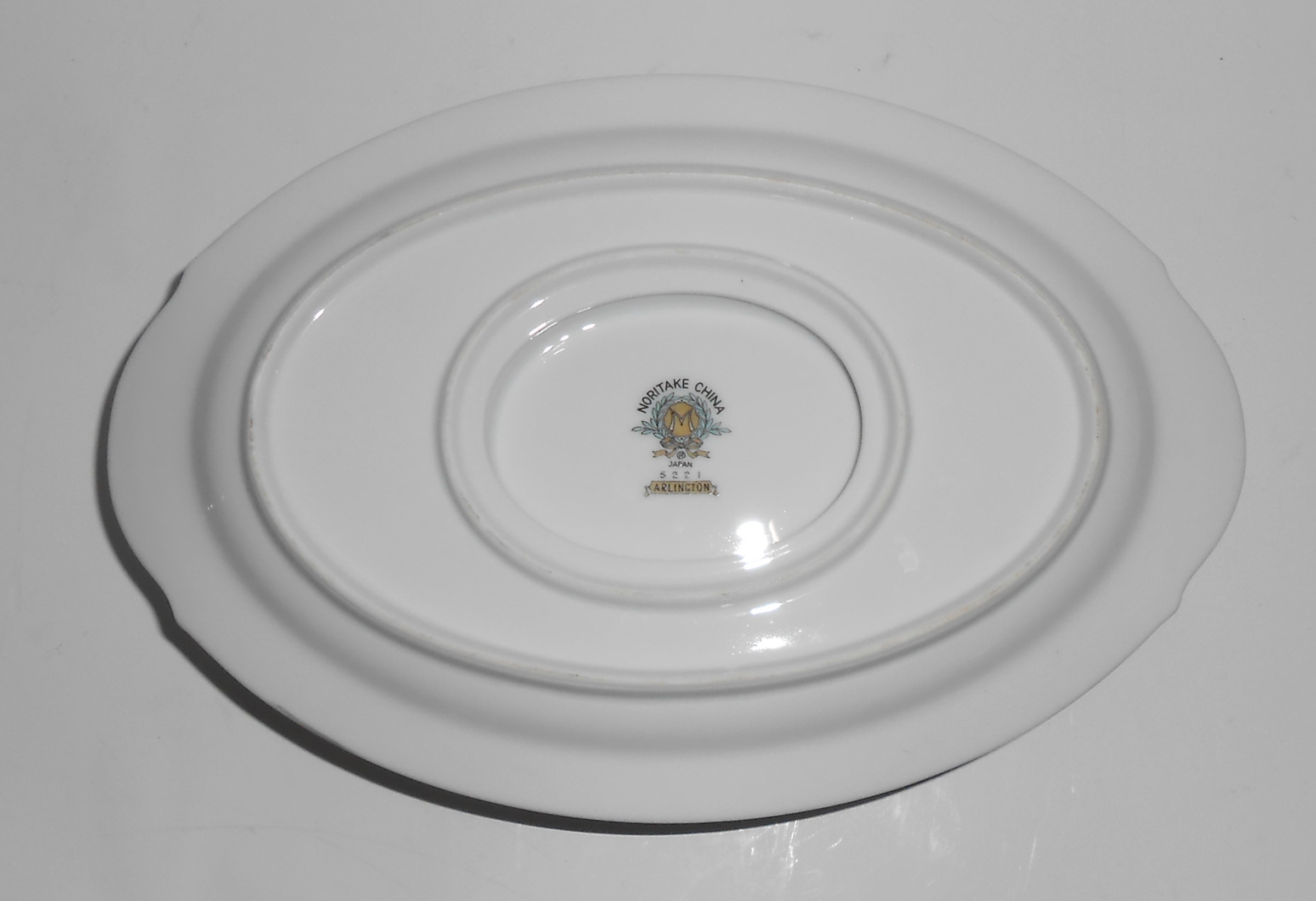 Noritake Porcelain China Arlington Pink Roses Gravy