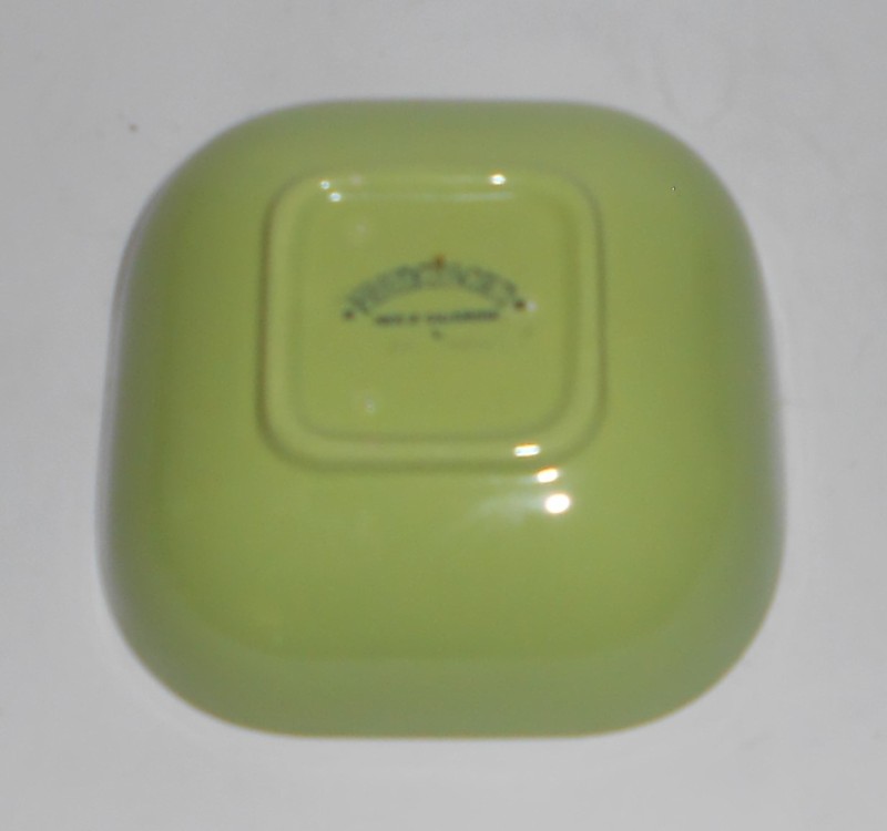 VINTAGE Franciscan Pottery Tiempo Sprout Light Green Fruit Bowl