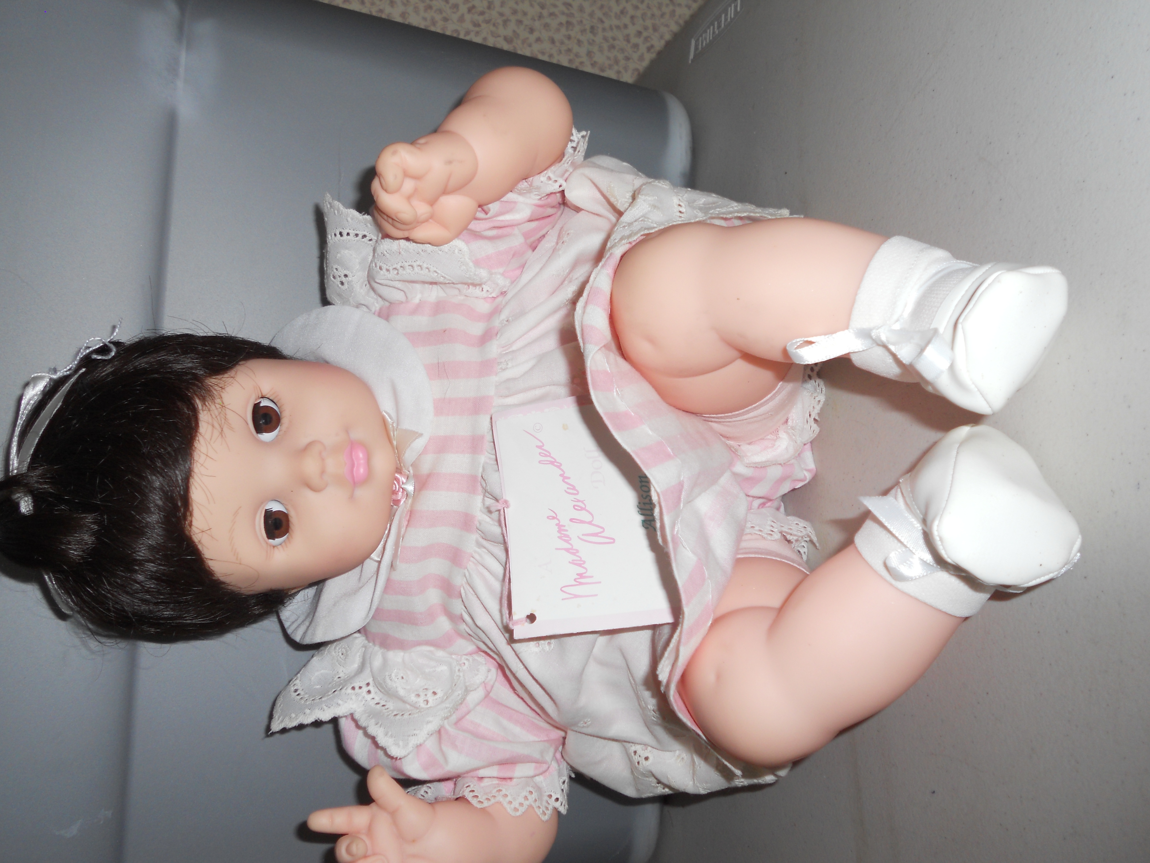 Allison Madame Alexander Baby Doll Crier 19 inch