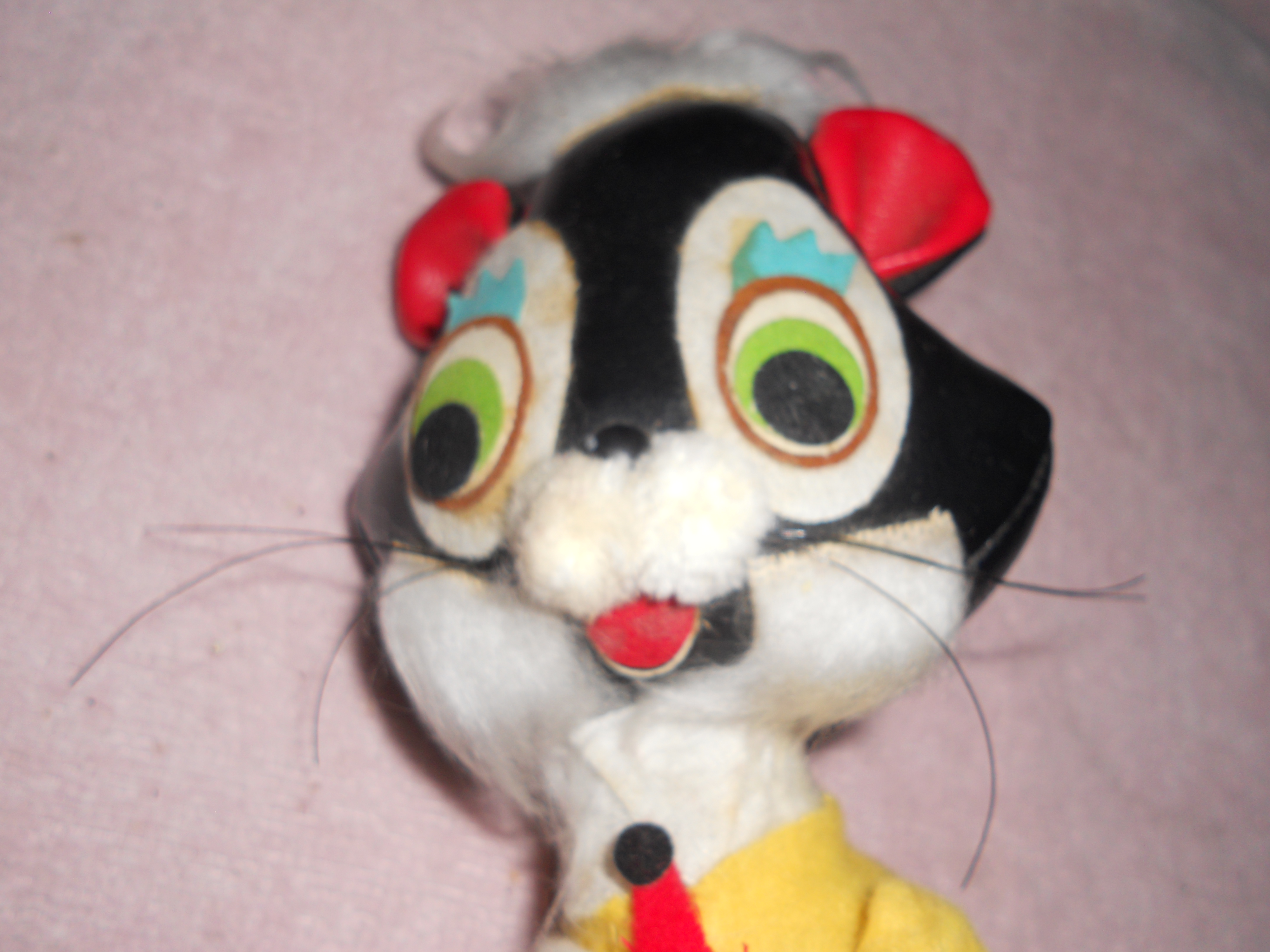 Vintage Vinyl Stuffed Cat 1950s to 1960s