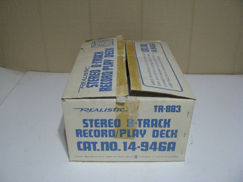 Vintage Realistic TR-883 Stereo 8-Track Record/Play Deck with Original Box & Manual - Cat. No. 14-946A