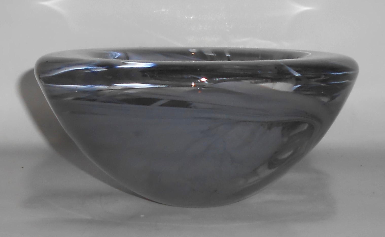 Kosta Boda Art Glass Lavender Swirl LARGE Atoll w/Stick