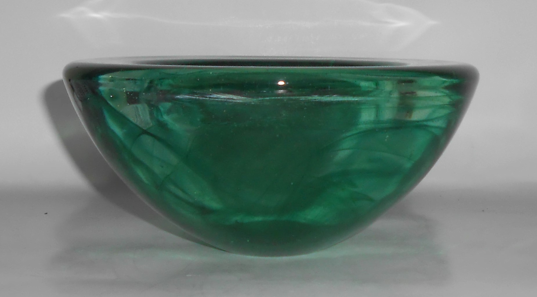 Kosta Boda Art Glass Green Swirl LARGE Atoll