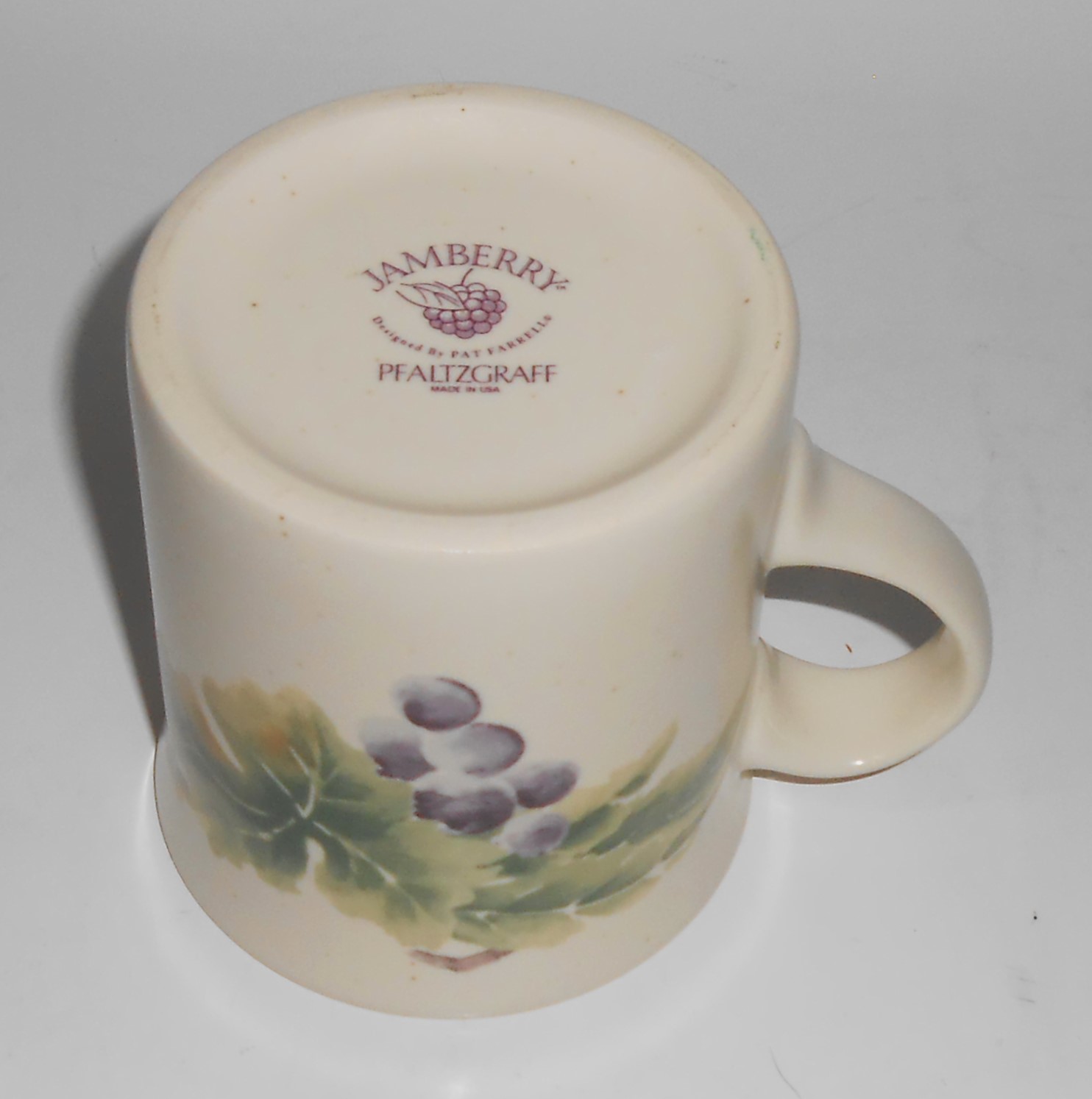 Pfaltzgraff Pottery Jamberry Jumbo Mug