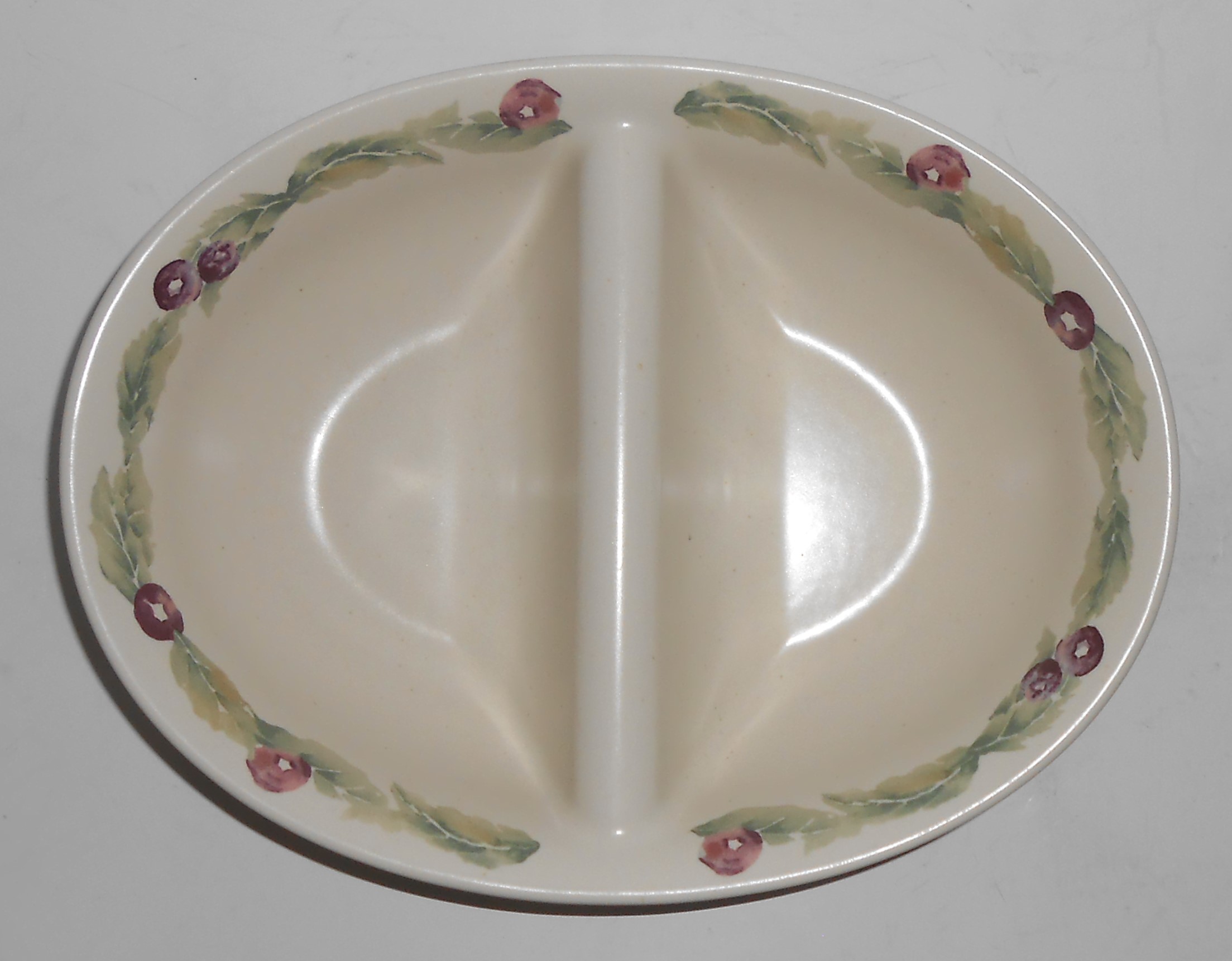 Pfaltzgraff Pottery Jamberry Divided Vegetable Bowl