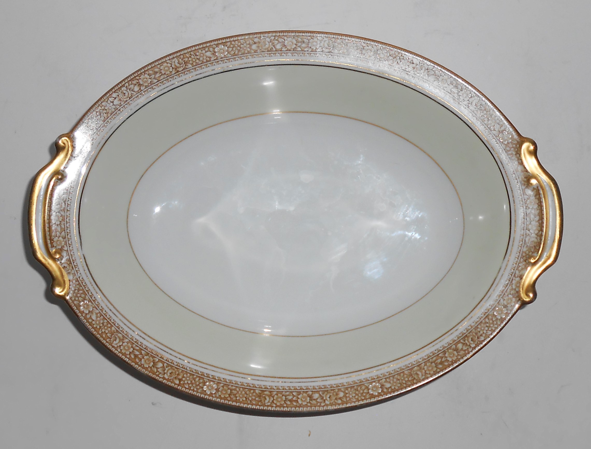 Noritake China Porcelain Nerrisa Vegetable Bowl w/Gold