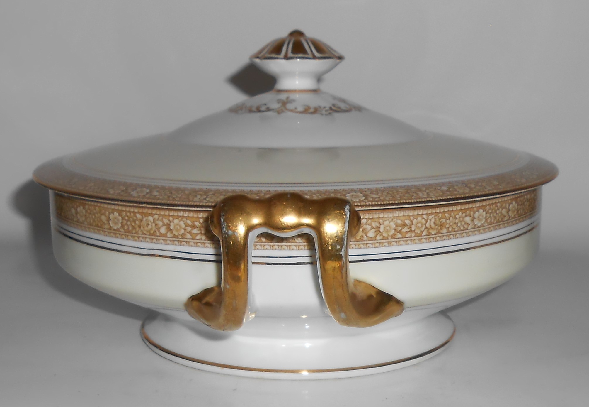 Noritake China Porcelain 673 Nerrisa Covered Vegetable