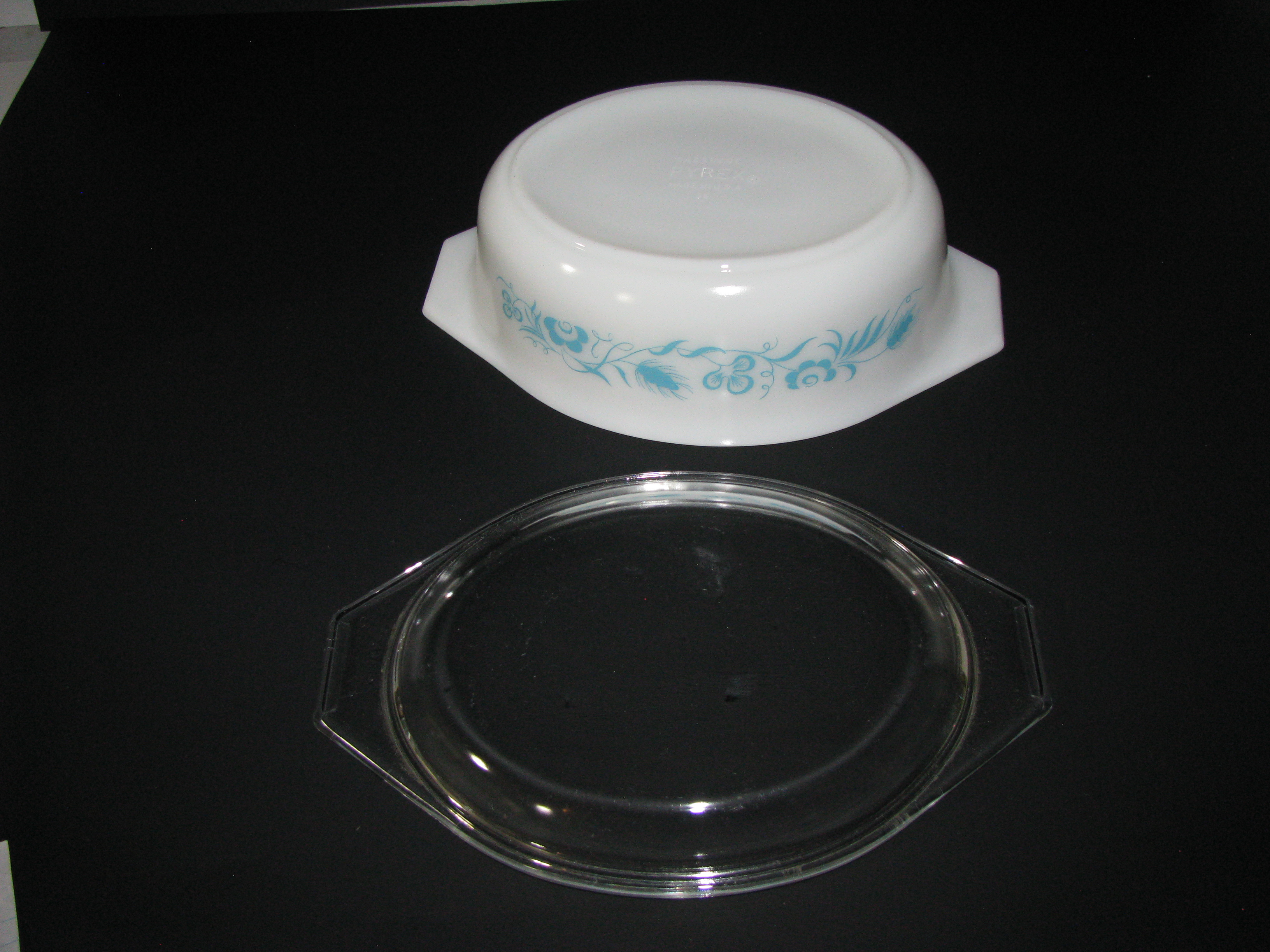 Vintage Pyrex Promo Meadow 043 1.5qt Casserole