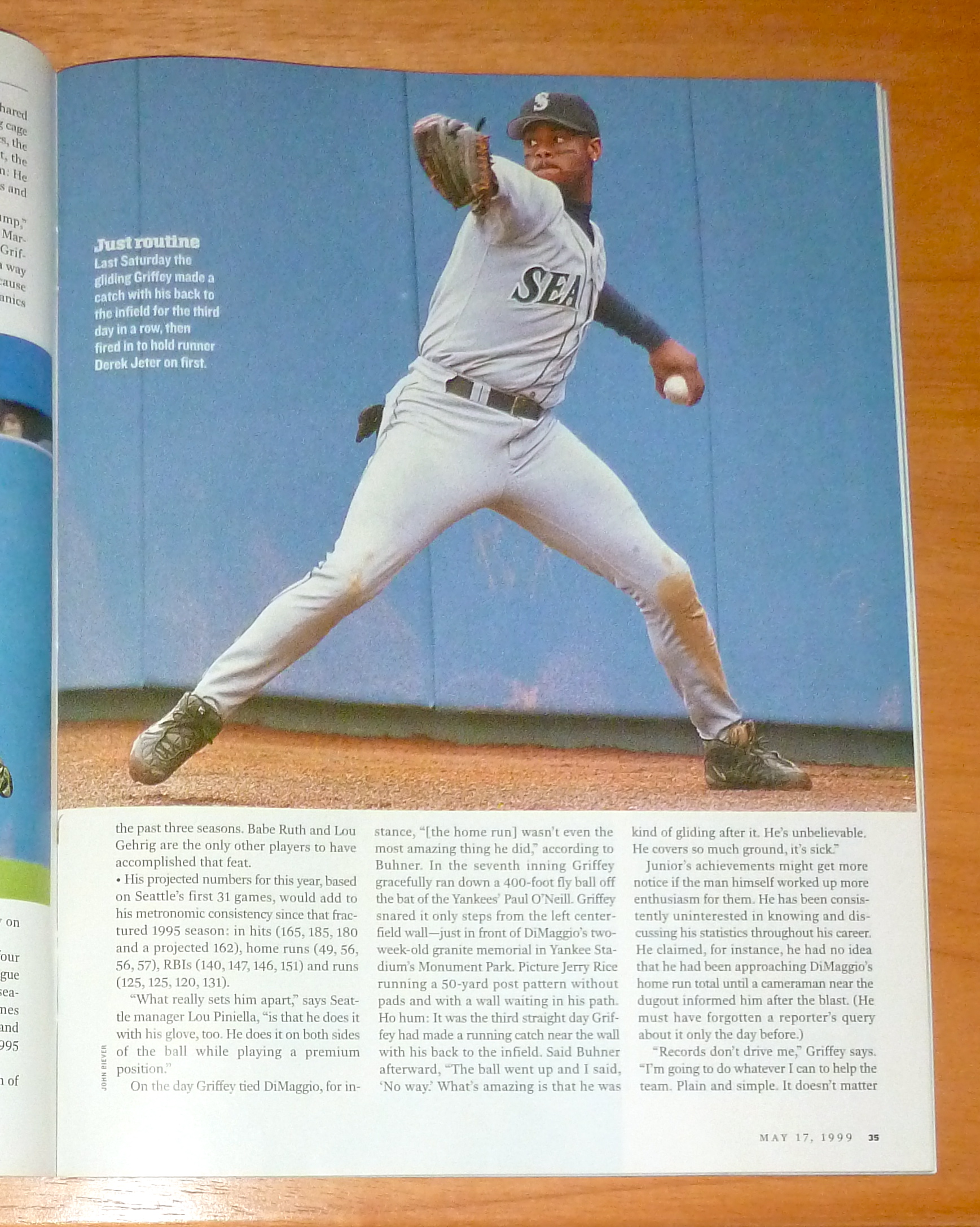 Sports Illustrated Magazine-May 17, 1999-Ken Griffey Jr