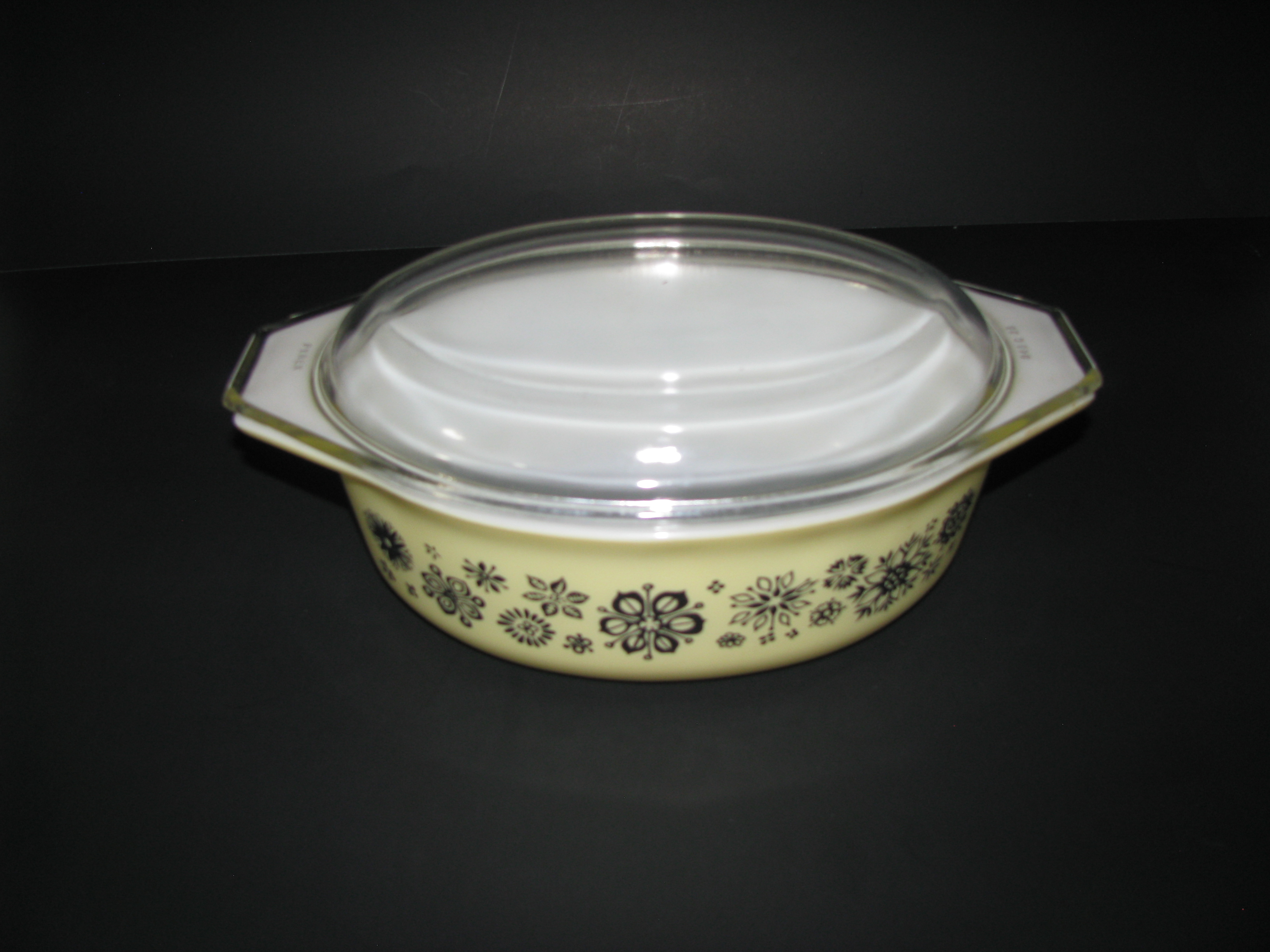 Vintage Pyrex Promo Pressed Flowers 043 1.5qt Dish