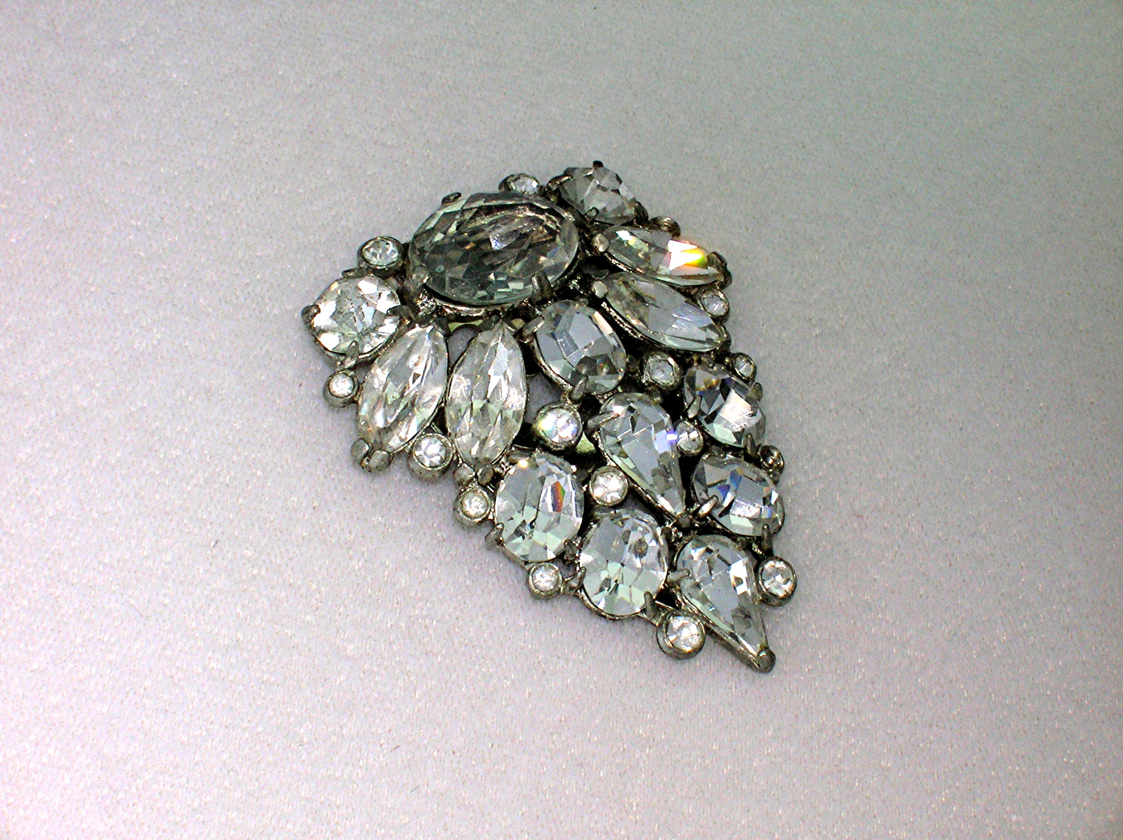 Dress Clip Foil Back Crystal 40s