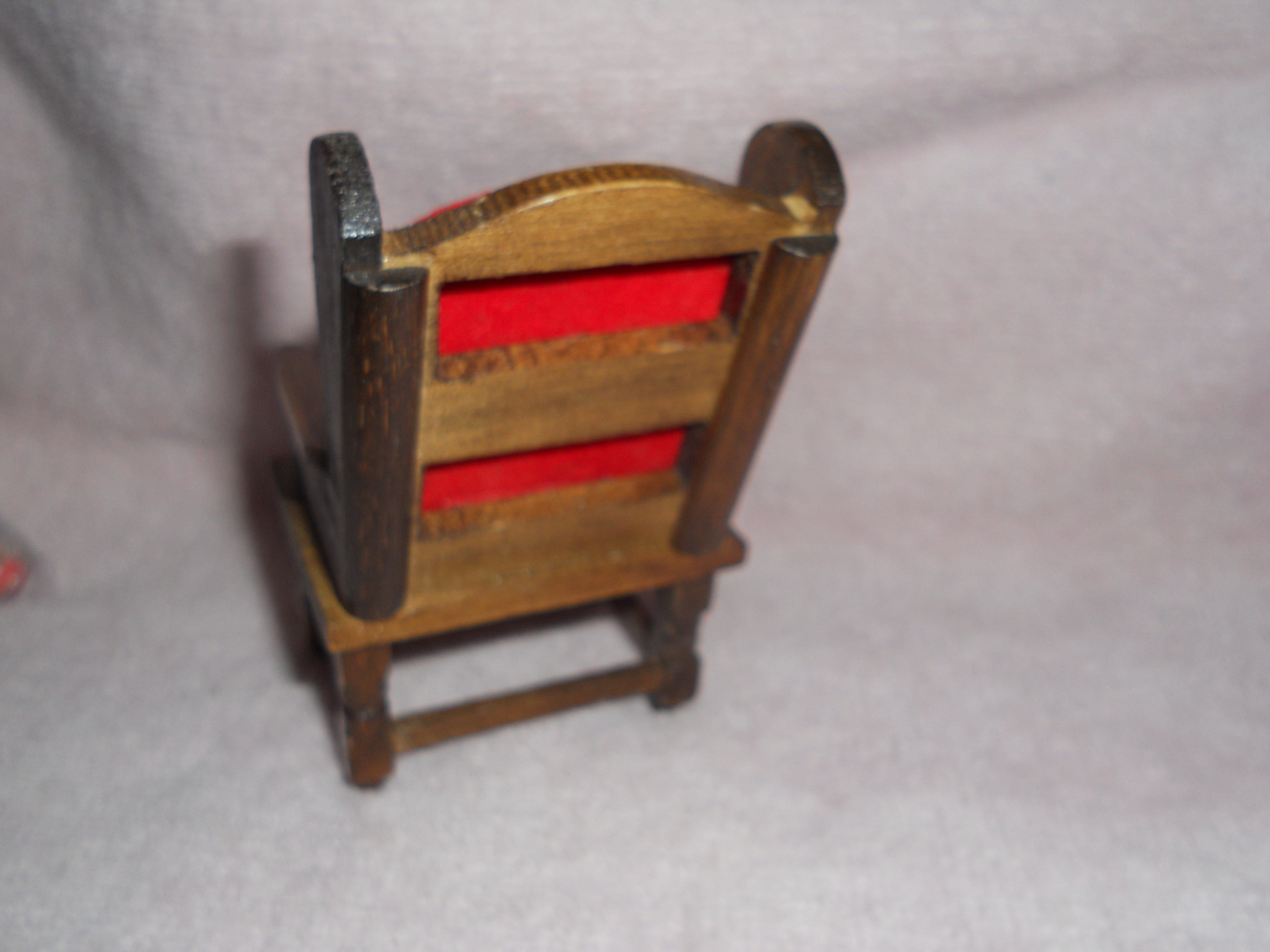 Dollhouse Arm Chair with Red Cushions