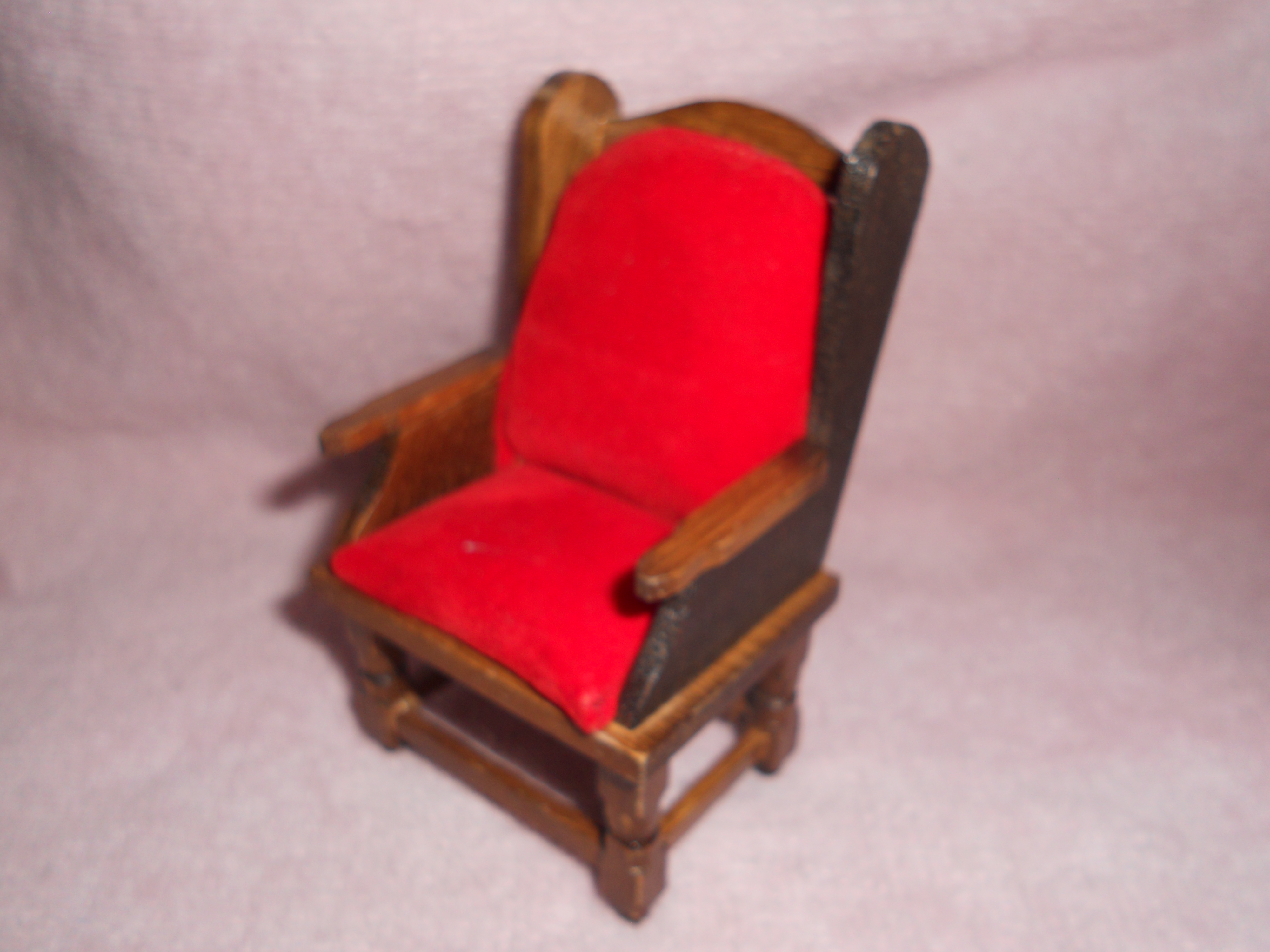 Dollhouse Arm Chair with Red Cushions