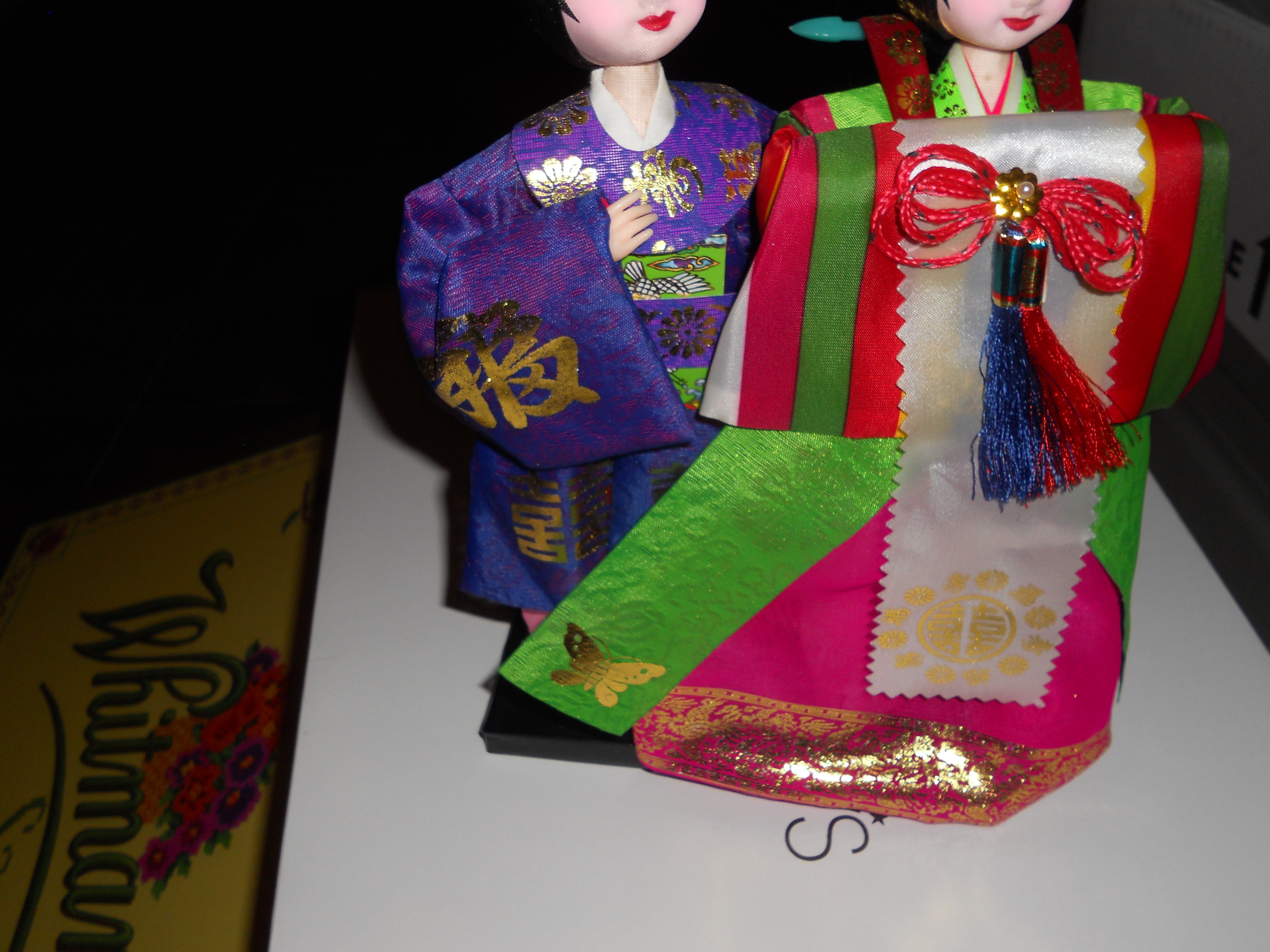 Oriental Doll Pair on Stand 10 inch