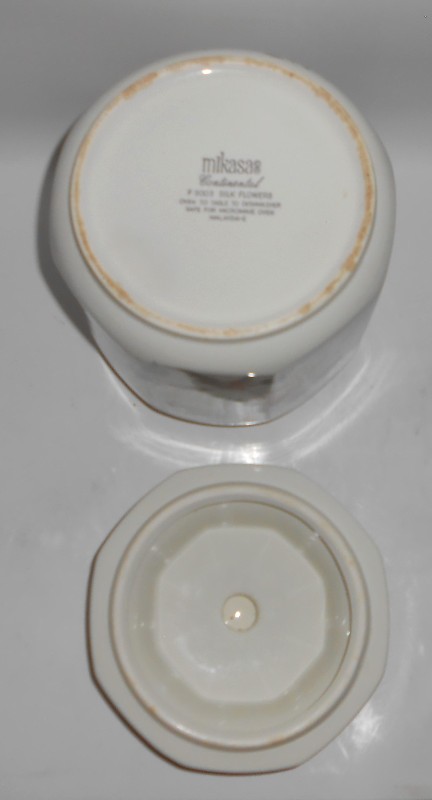 Mikasa China Silk Flowers Extra Large Canister w/Lid - MINT
