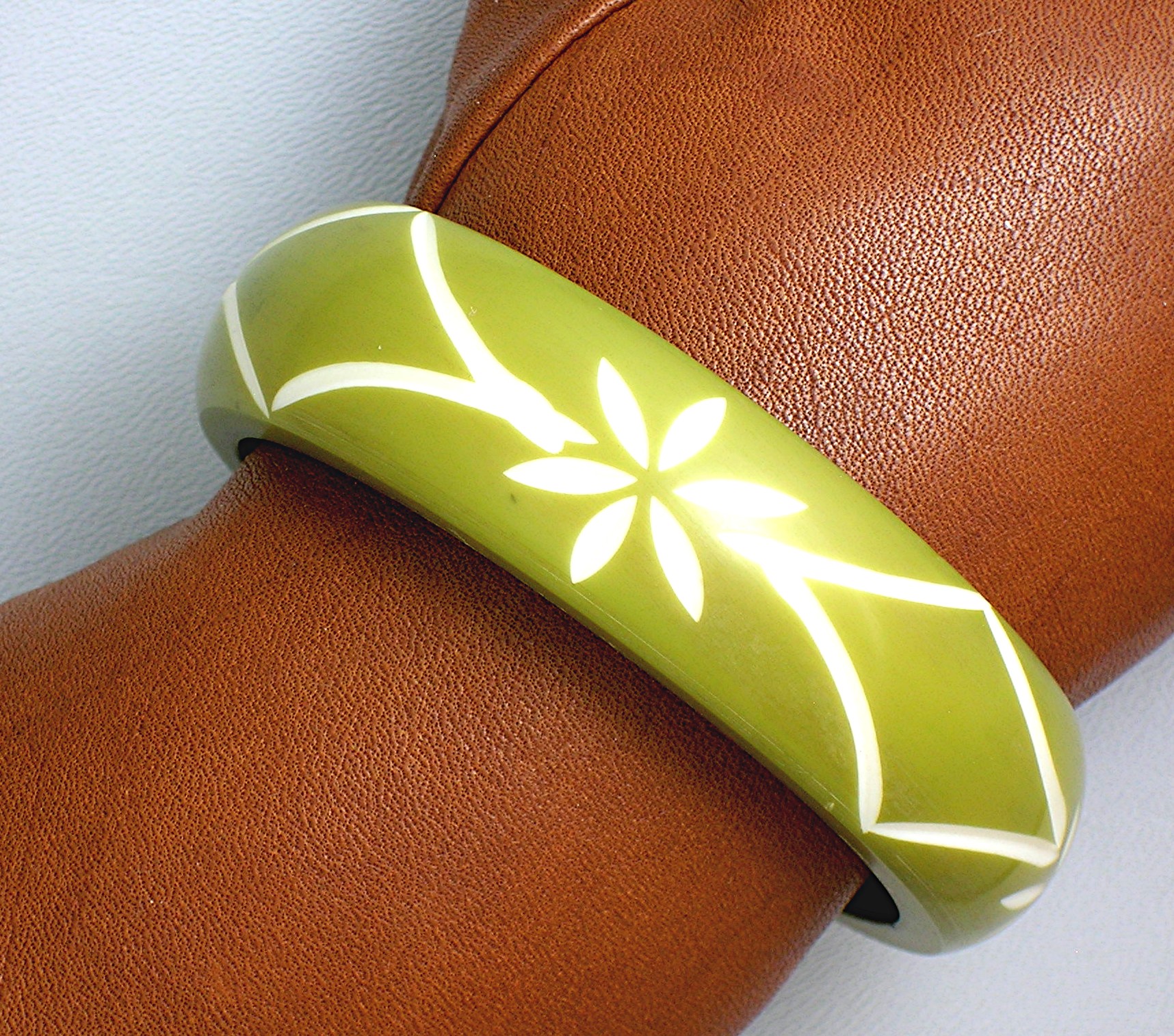 Bakelite Green White Carved Bangle Bracelet