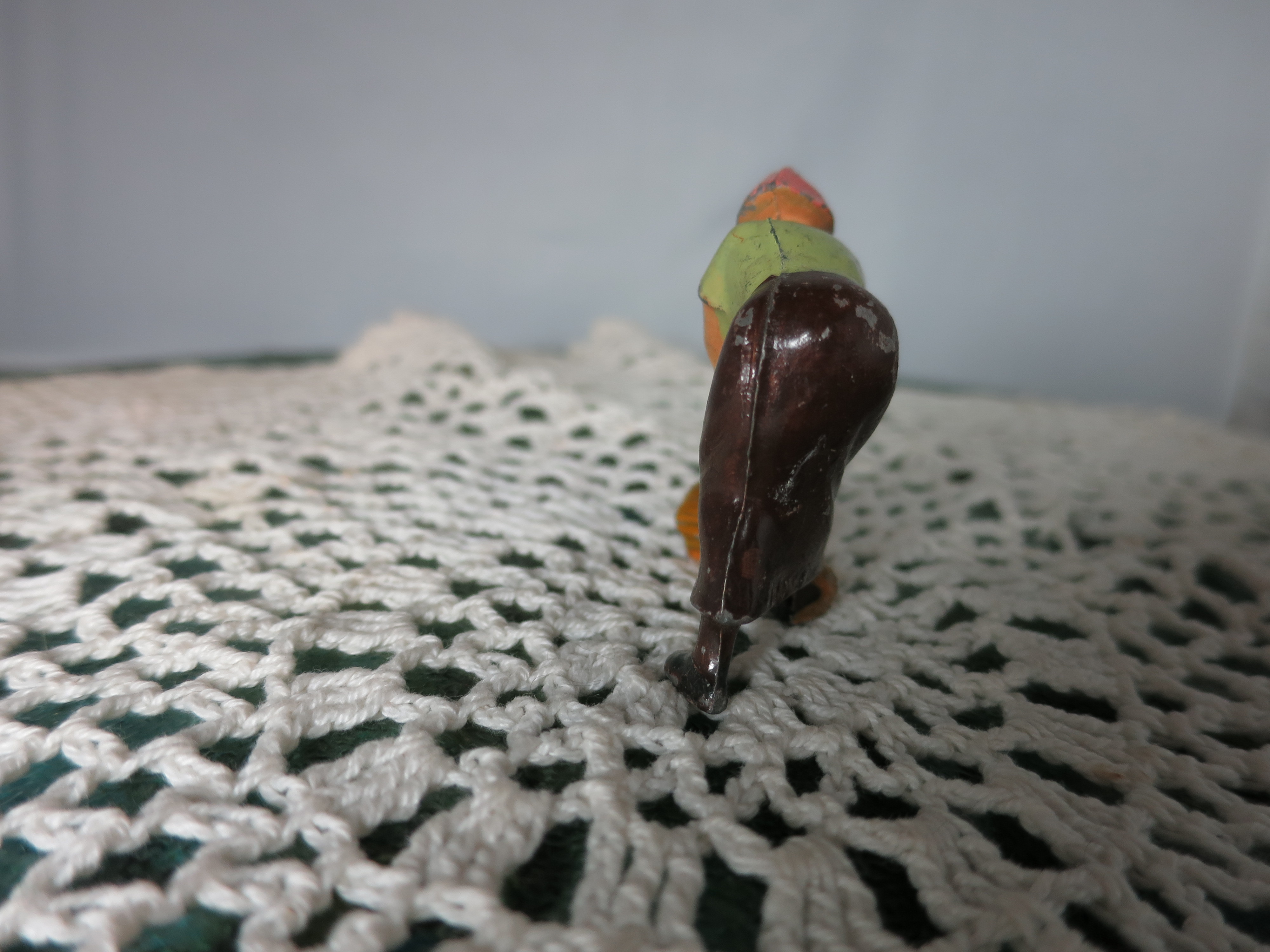 France Lead Lady Farmer Tying Sheaf Farm Yard Figurine Toy