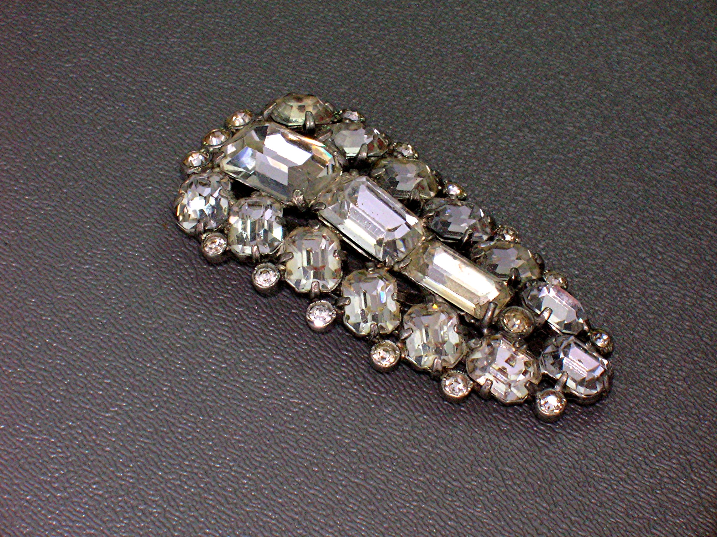Eisenberg Ice ORIGINAL Dress Clip.