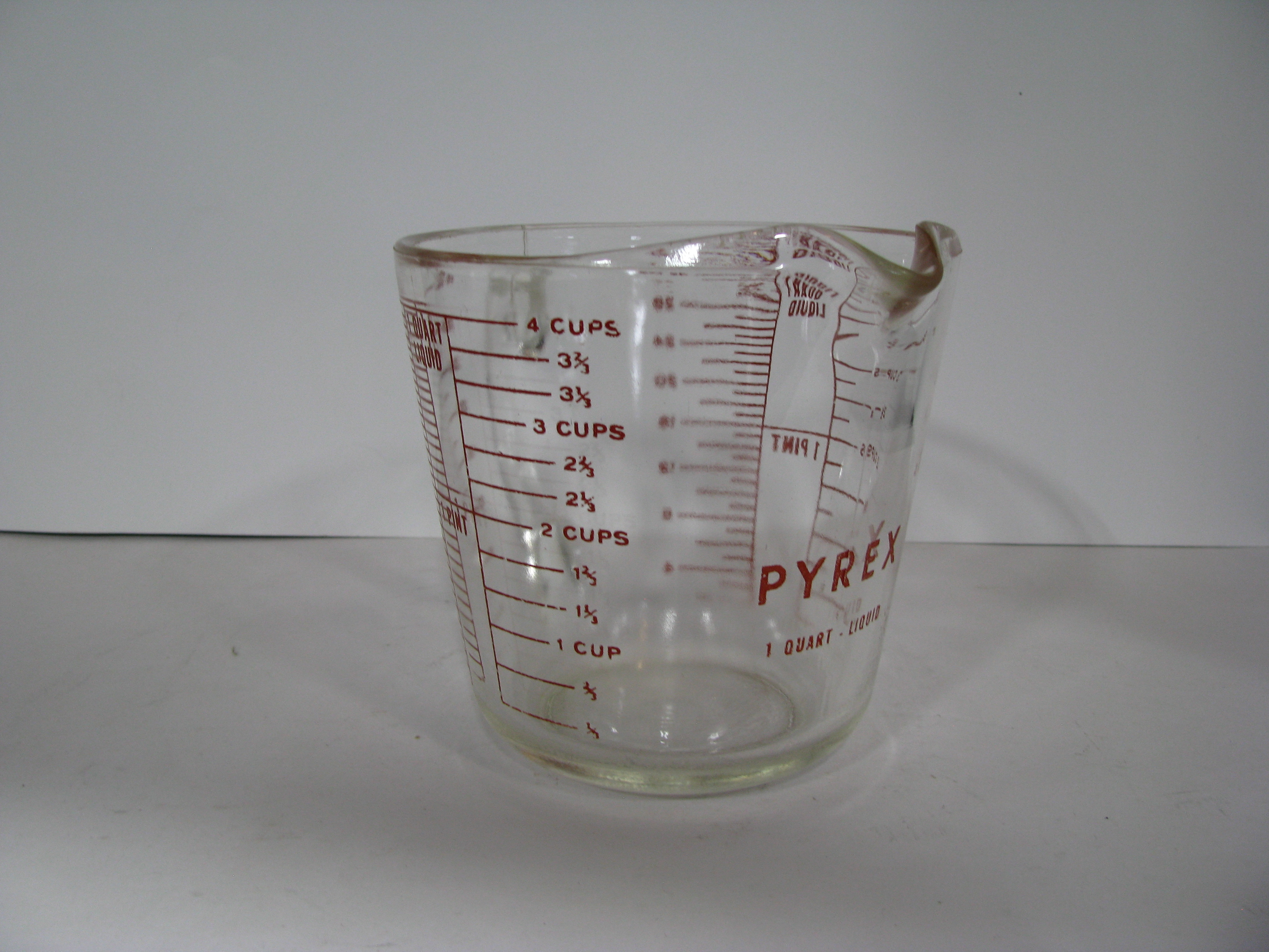 Vintage Pyrex 4 Cup Measuring Cup Red Printing