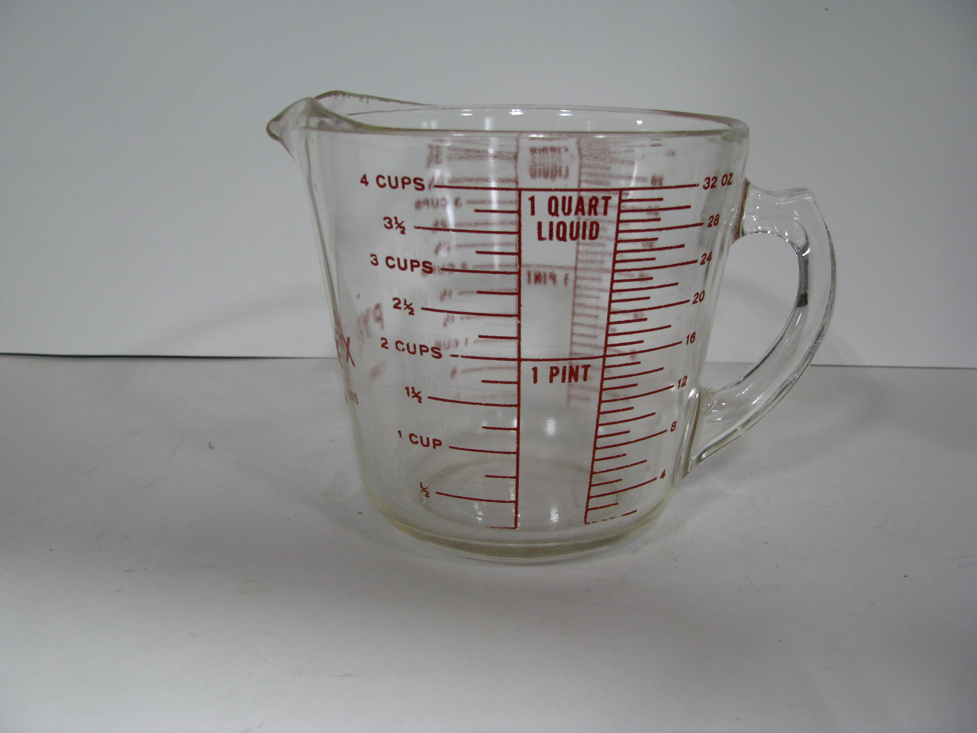 Vintage Pyrex 4 Cup Measuring Cup Red Printing