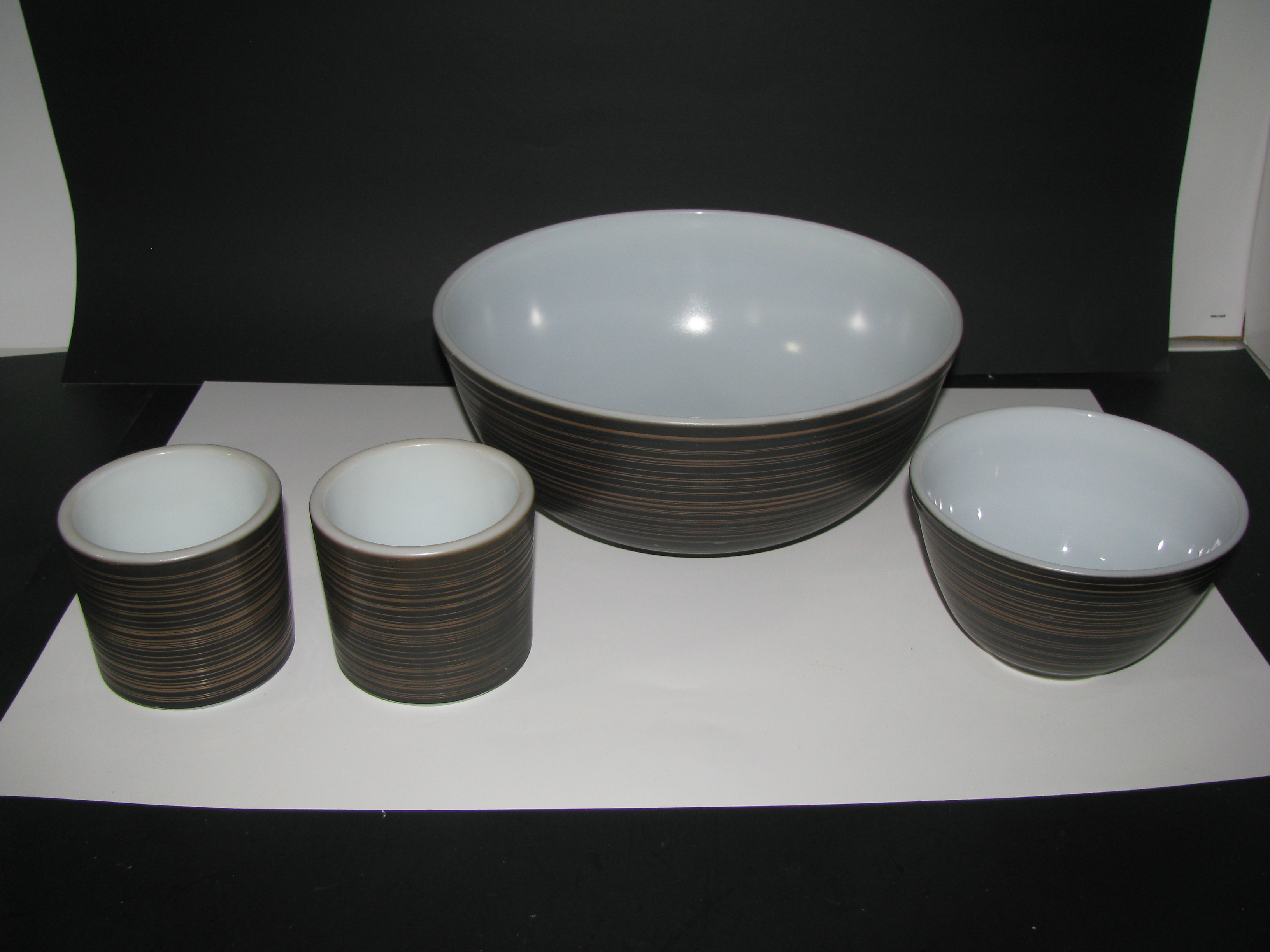 Vintage Pyrex Terra Matte 401,404 Nesting Bowls,2 Mugs
