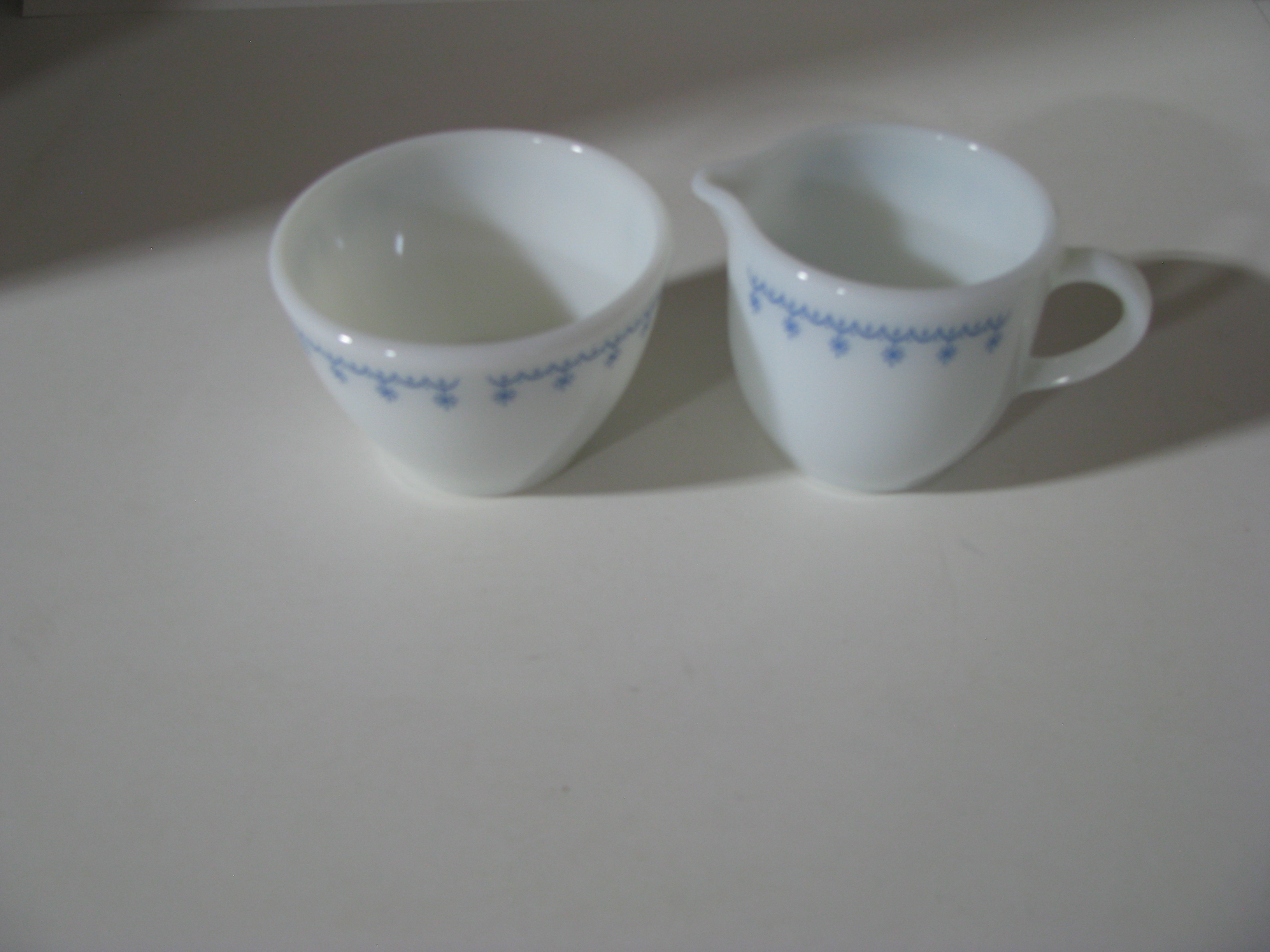 Pyrex Snowflake Sugar and Creamer