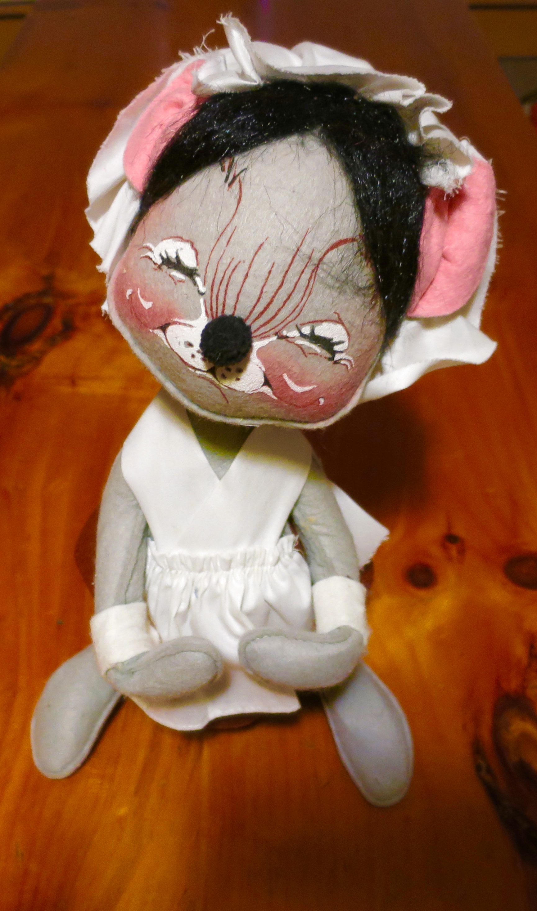 Annalee Large Pilgrim Mouse Girl 15 inch 1964 1981
