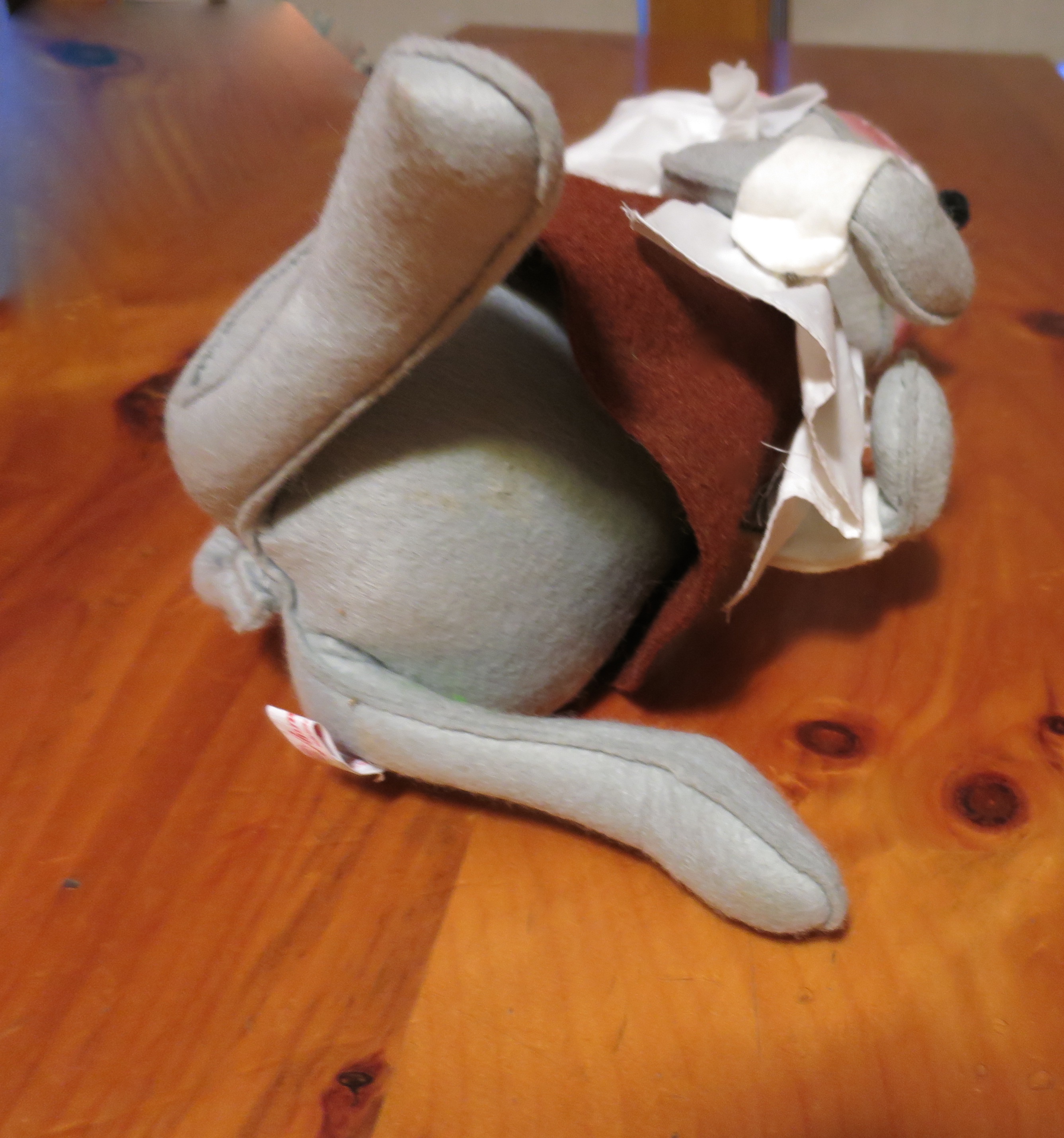 Annalee Large Pilgrim Mouse Girl 15 inch 1964 1981