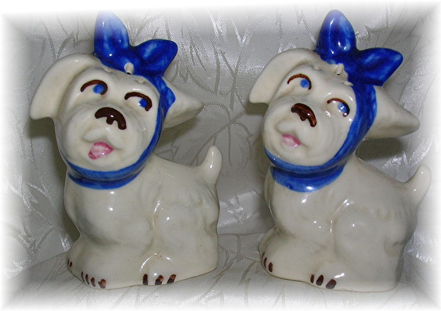 2  Identical Doggie SHAWNEE Shakers