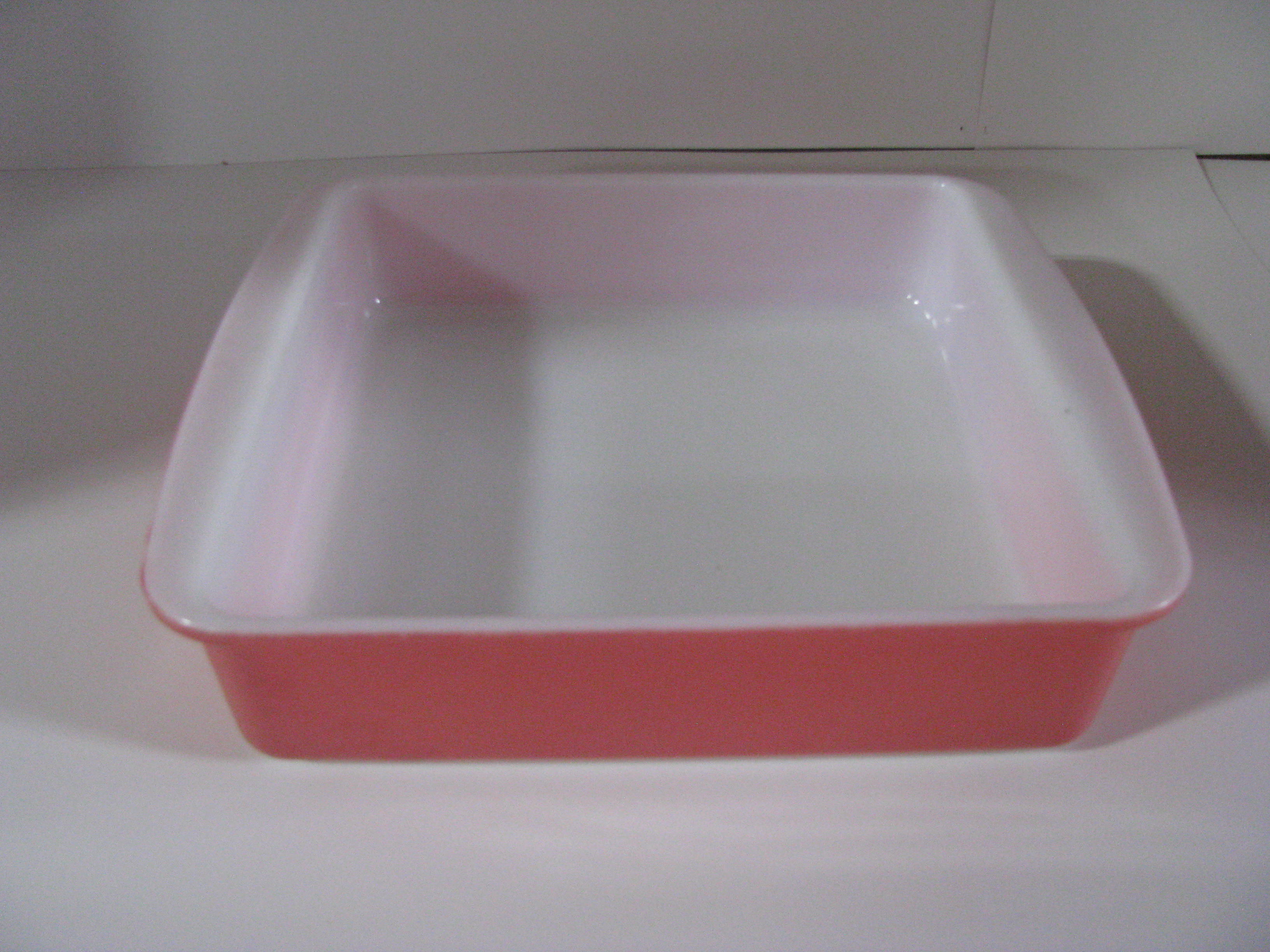 Corning Pyrex Pink Flamingo Casserole and Bake Pan Set