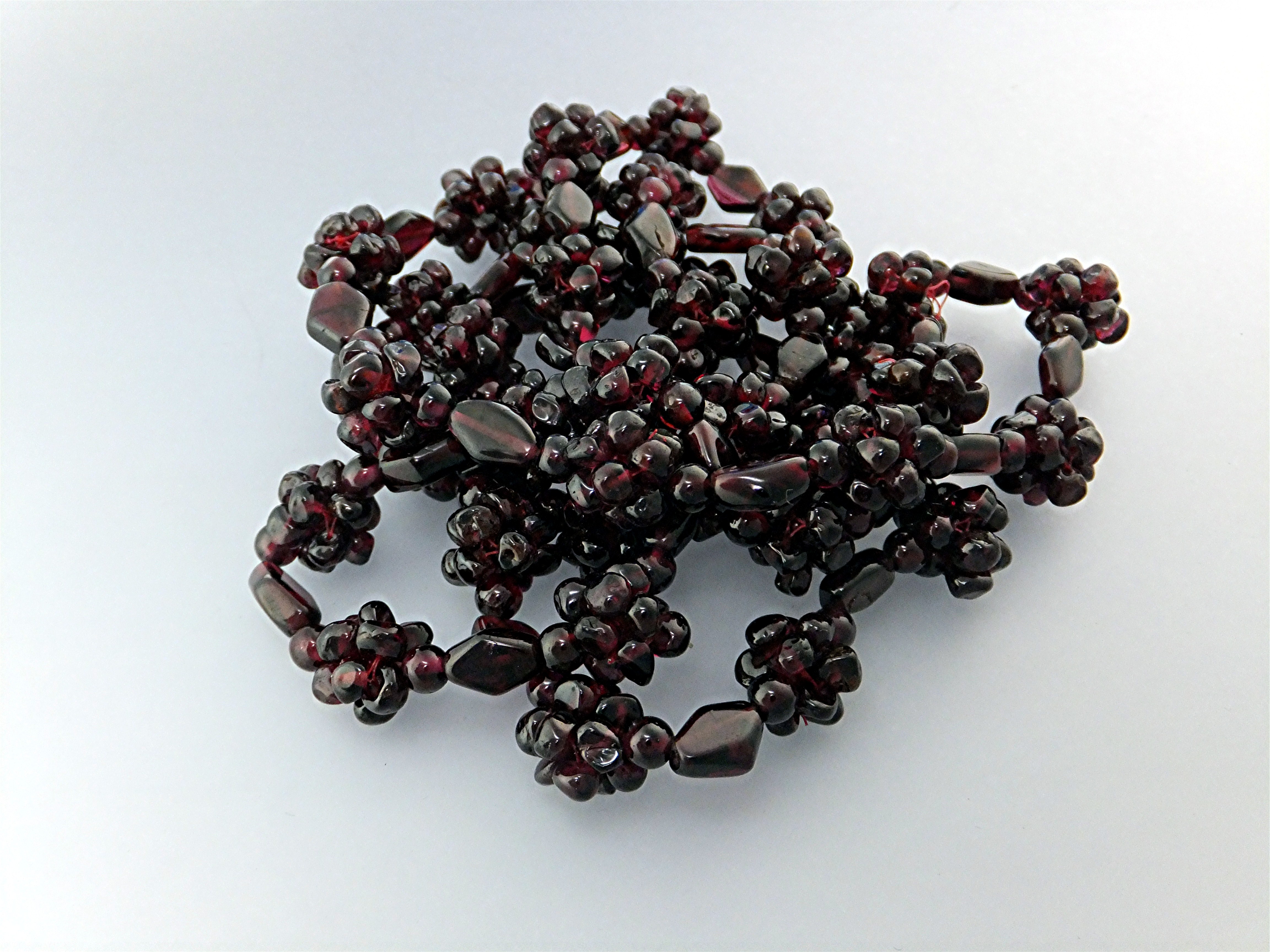 Necklace Garnet  Beads Clusters