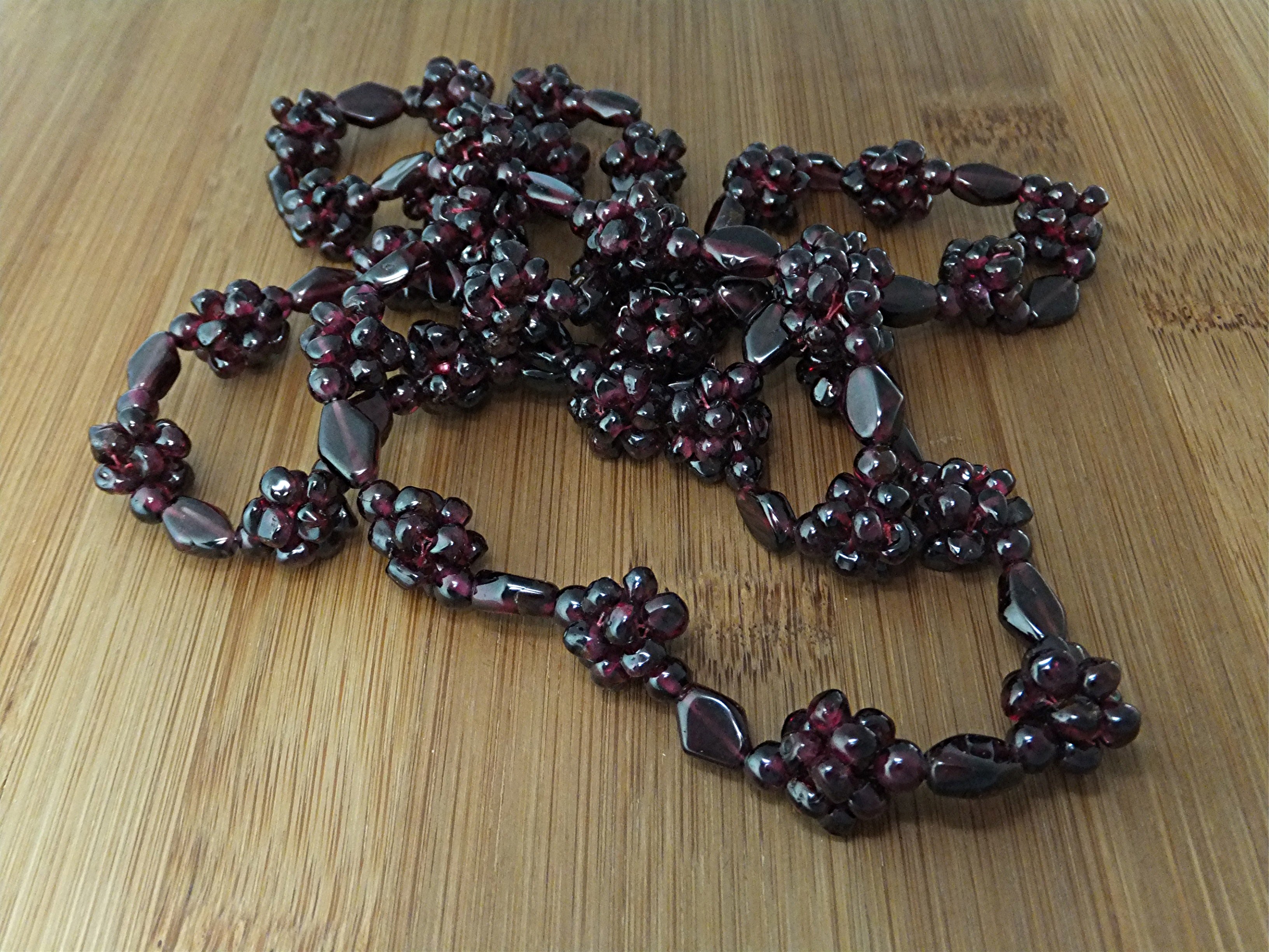 Necklace Garnet  Beads Clusters