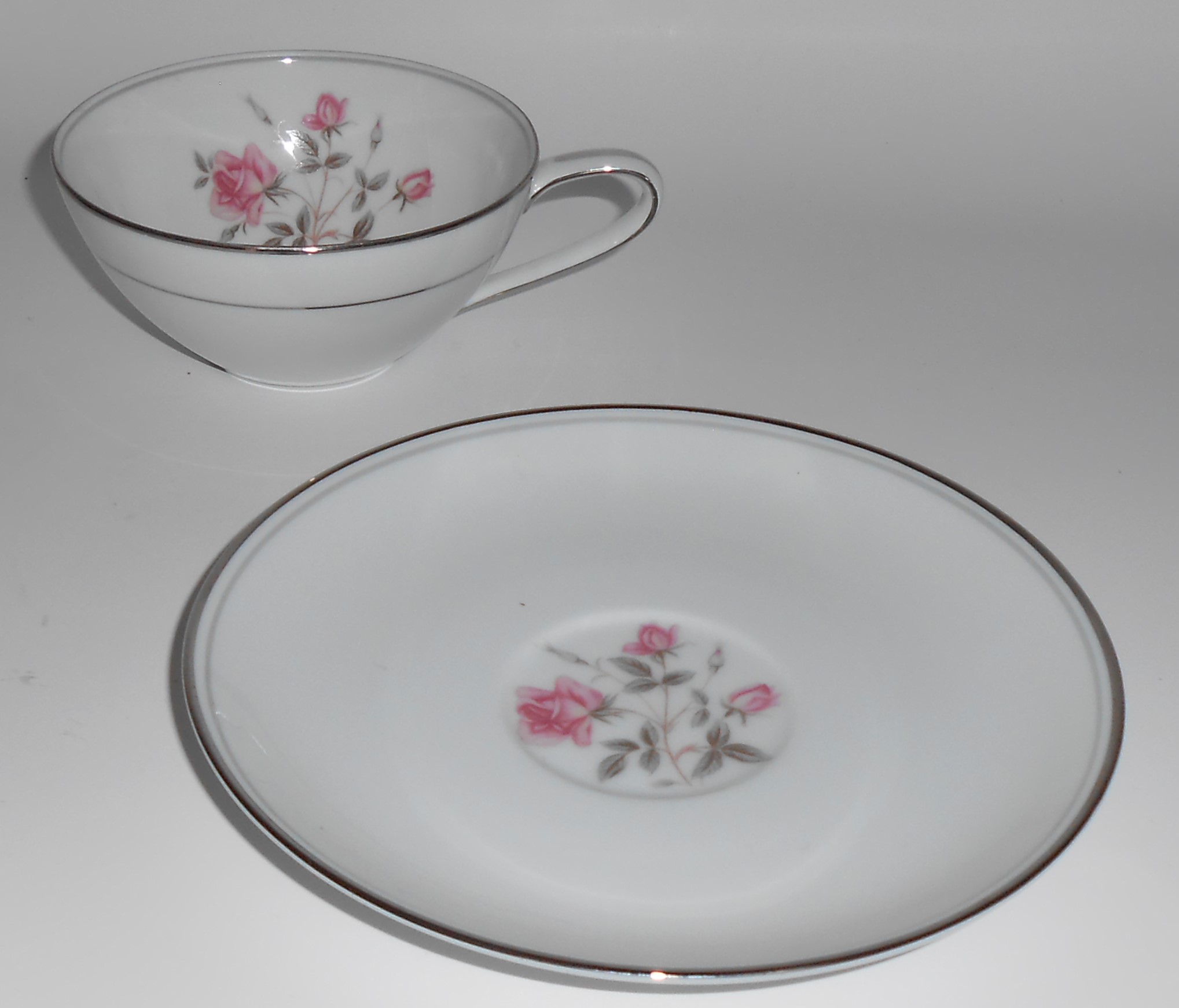 Noritake Porcelain China 5516 Pink Roses Platinum Cup/S