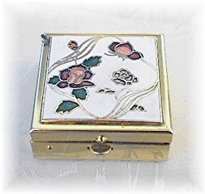 Small Goldtone White Enamel & Roses Pill Box