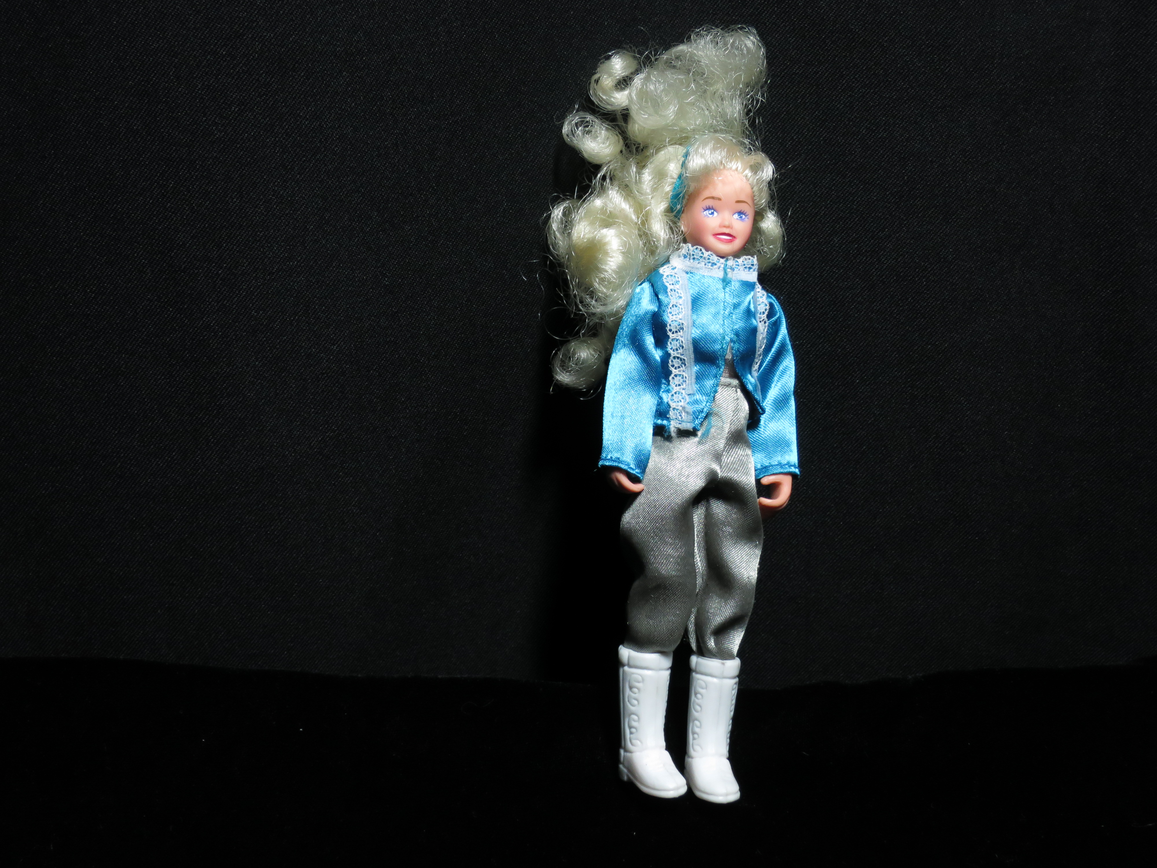 Breyer Horse Riding Doll Blonde Hair Blue Eyes