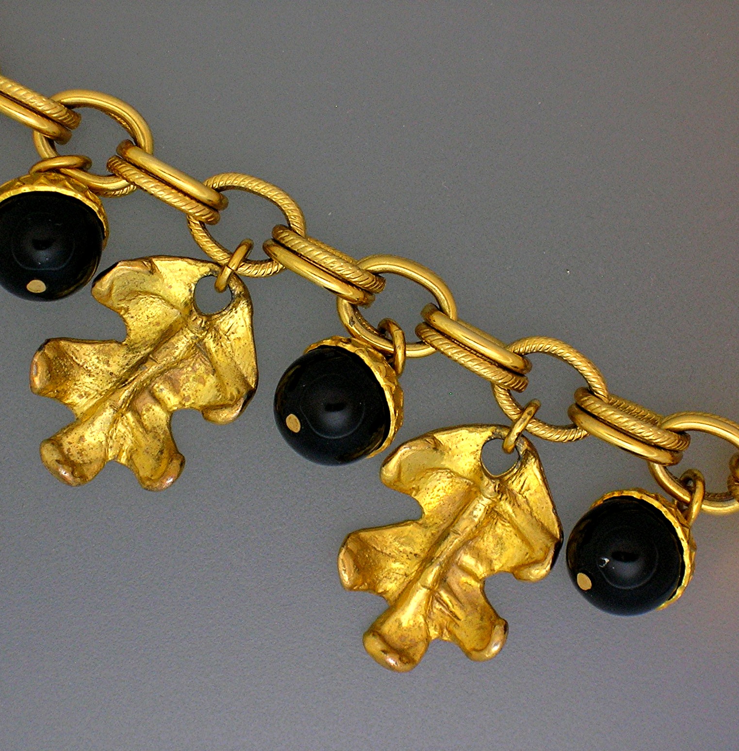 DAUPLAISE Gold Necklace with Leaves and Lucite Acorns