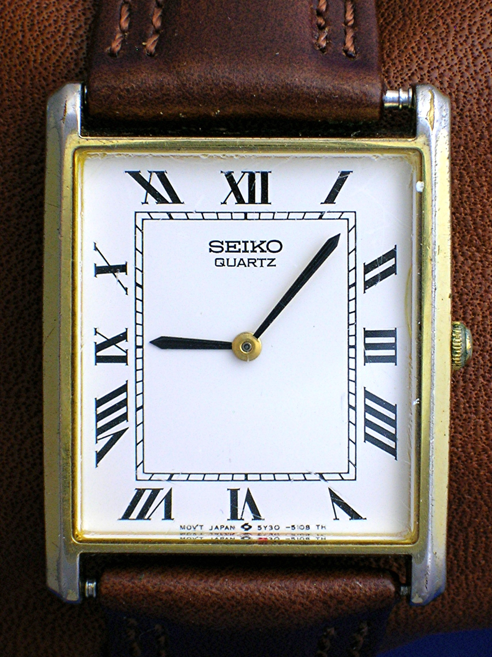 SEIKO quartz men's dress watch . .  .