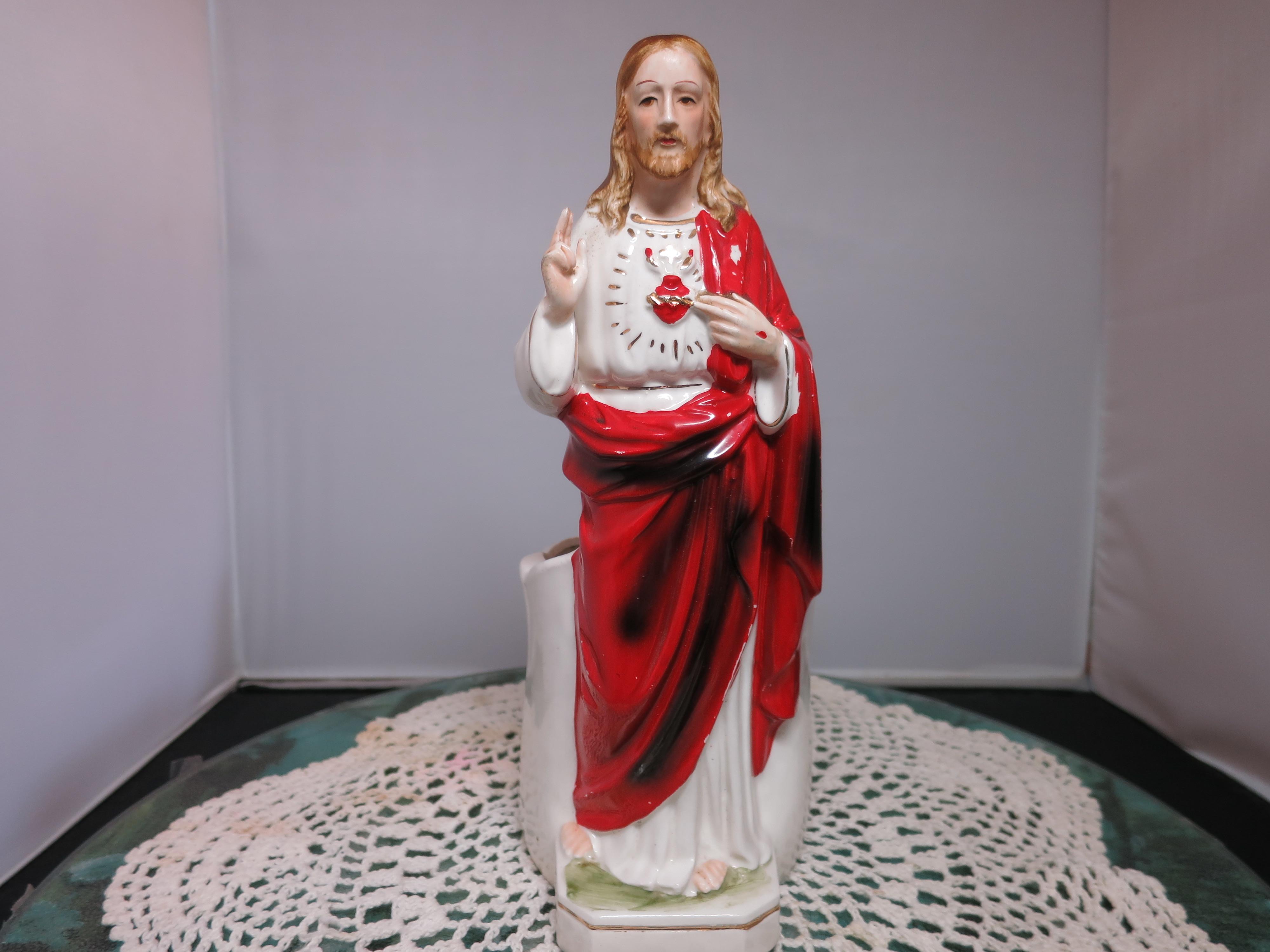 Vintage Nancy Pew Sacred Heart Planter Japan 9.5 inches