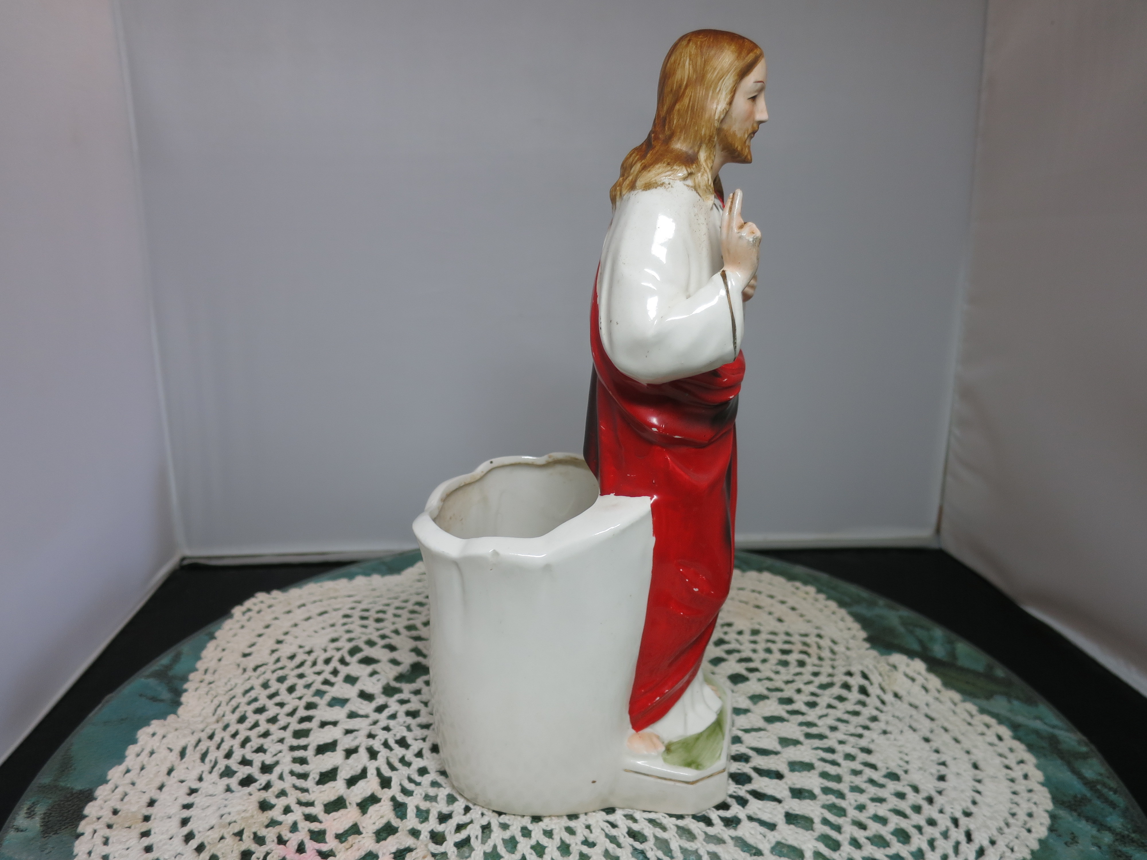 Vintage Nancy Pew Sacred Heart Planter Japan 9.5 inches