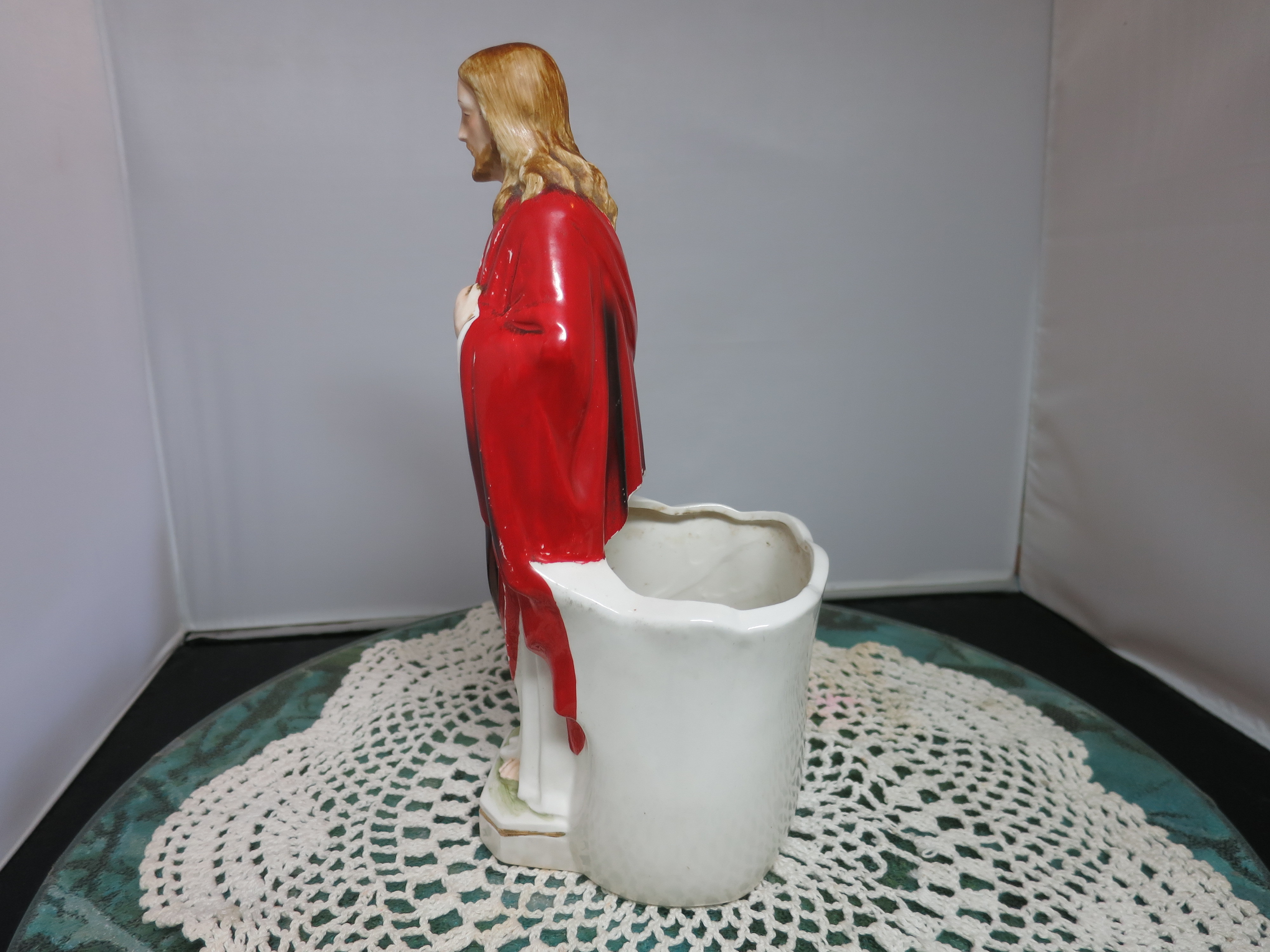 Vintage Nancy Pew Sacred Heart Planter Japan 9.5 inches