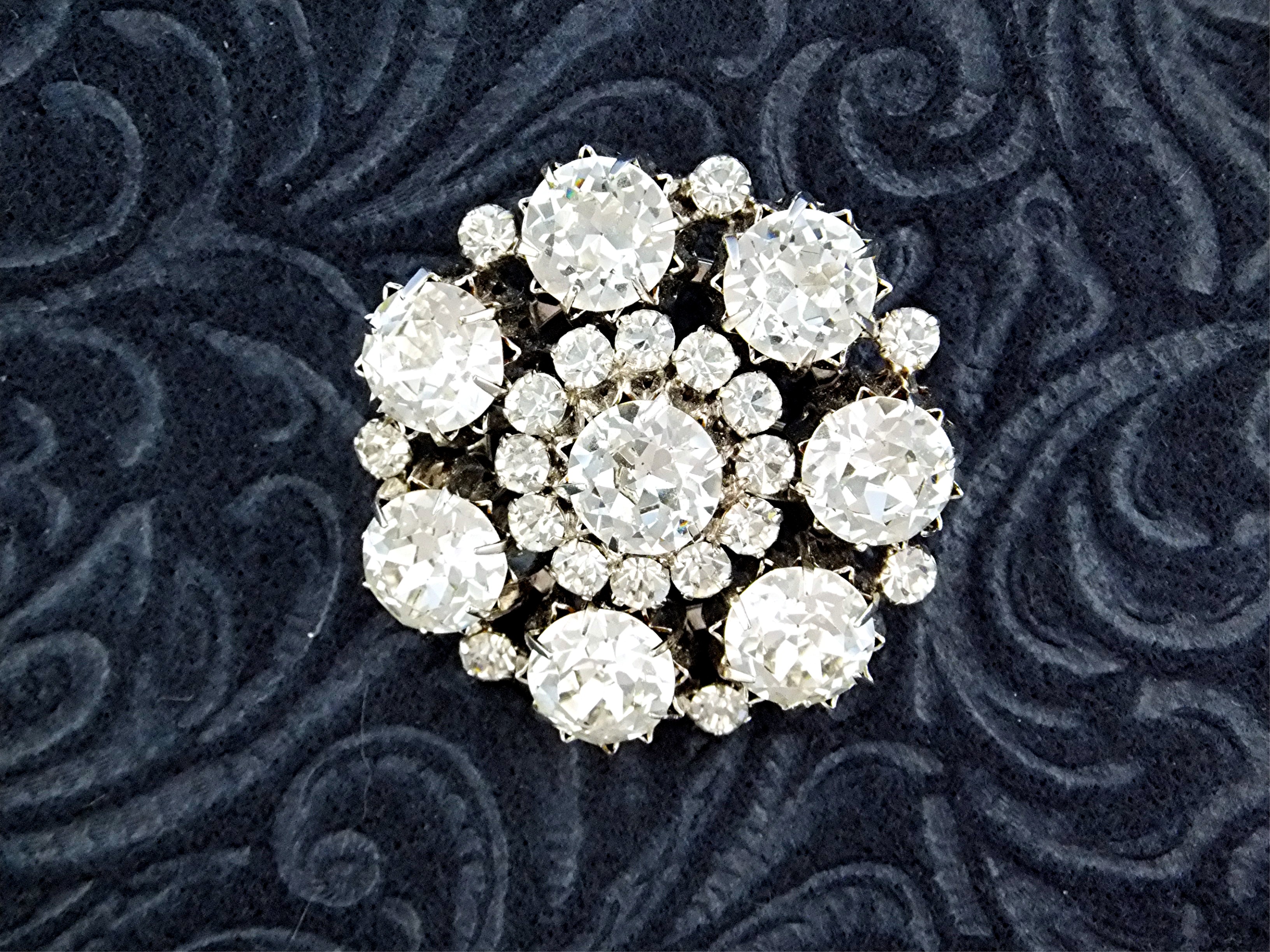 Brooch Gold pink Crystal Flower Made in Austria