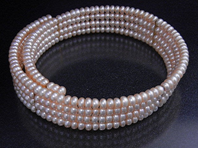 Pearls Freshwater Collar 4 Rows