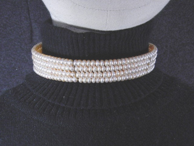 Pearls Freshwater Collar 4 Rows