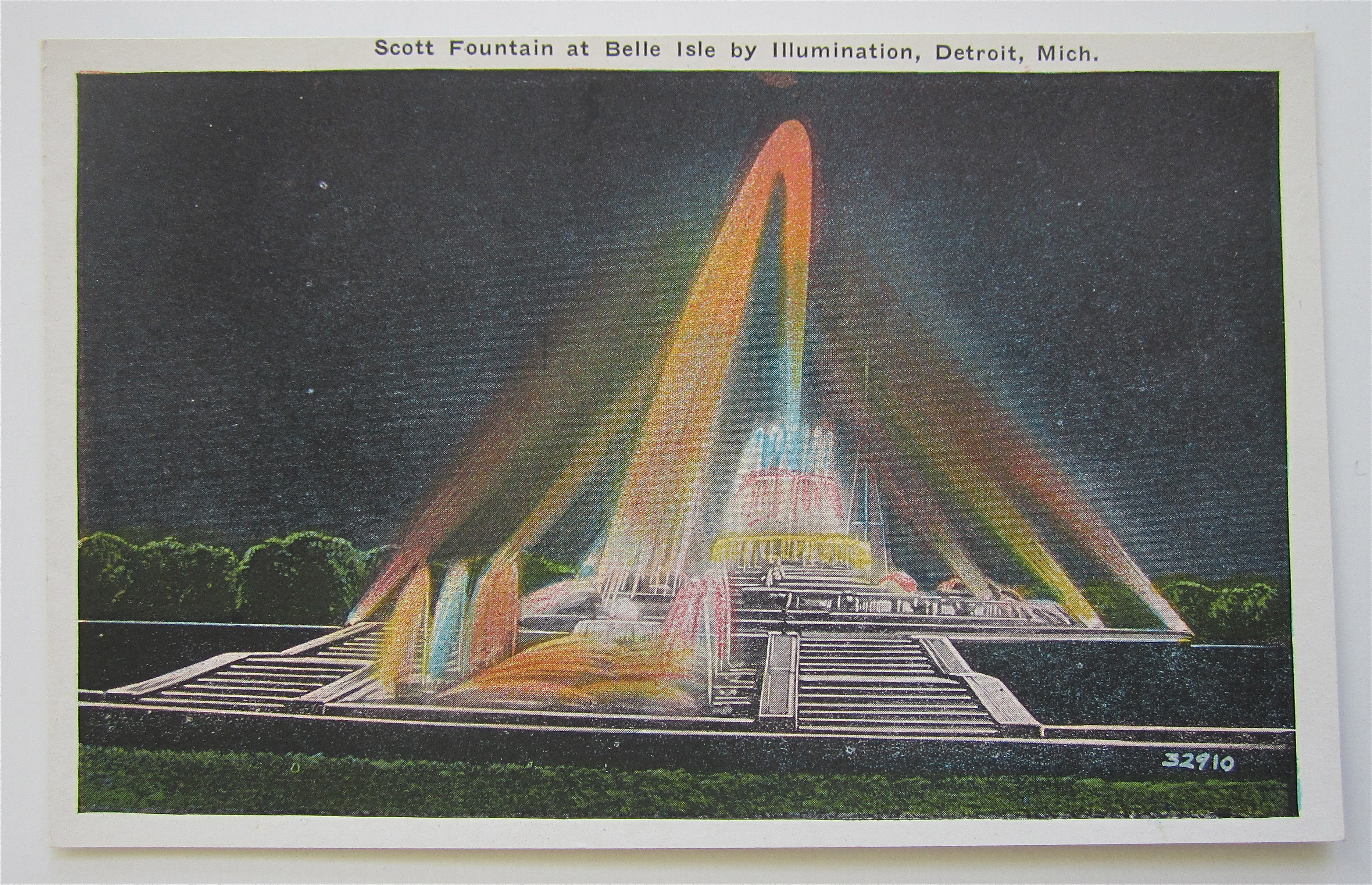Scott Fountain At Belle Isle, Detroit, MI Postcard