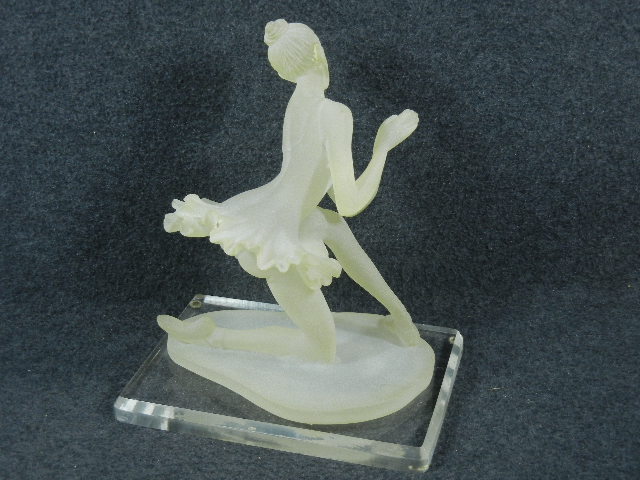 Ballerina, Juliana Collection Kesin Art sculpture