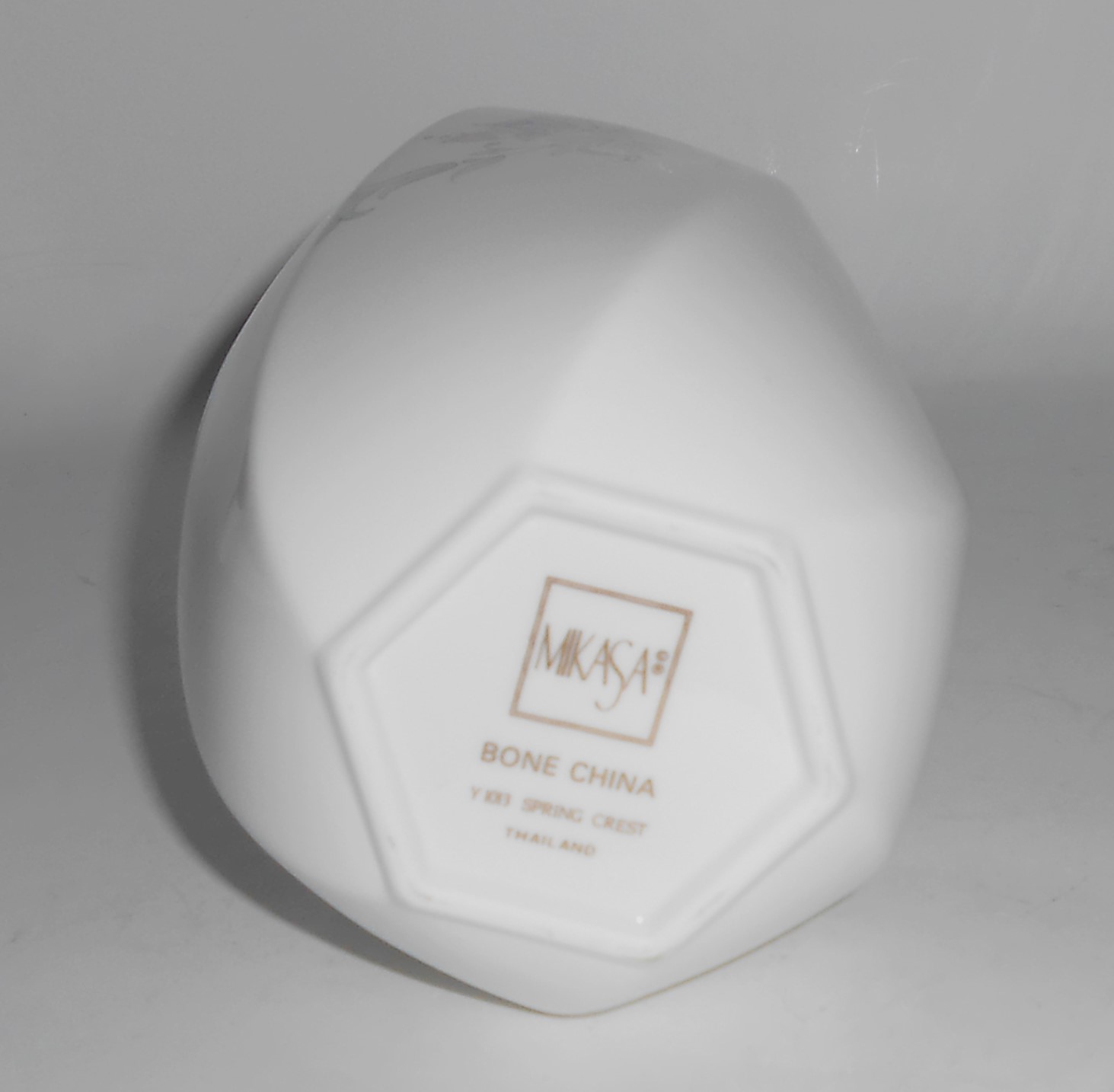 Mikasa Fine Bone China Porcelain Spring Crest Hexagon S