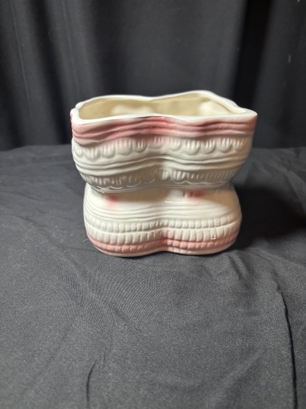 Vintage ARDCO Fine Quality Ceramic Baby Bootie Planter Pink White Nursery Decor C1052