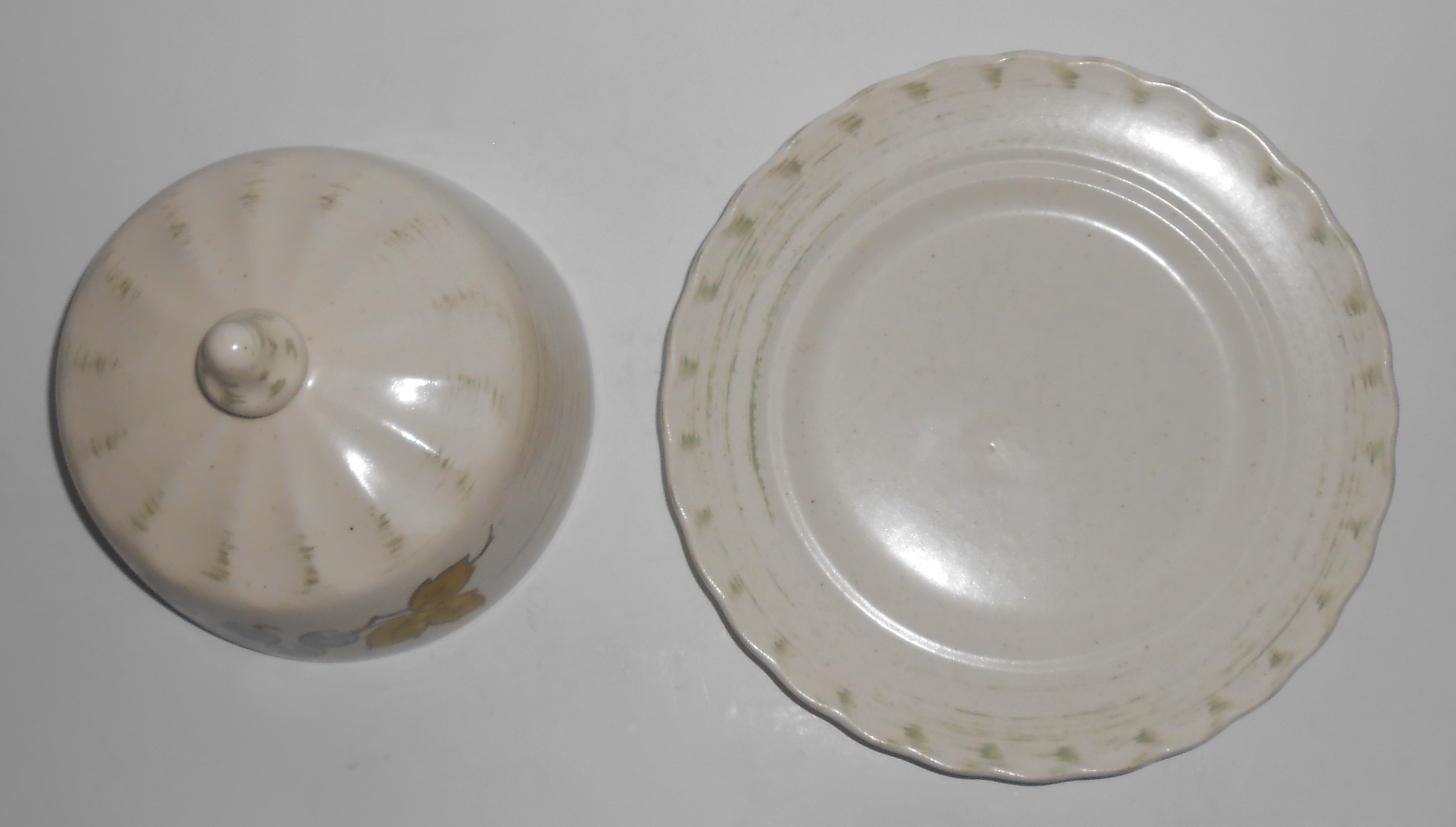 Metlox Pottery Vernon Ware Vineyard Round Butterdish w/