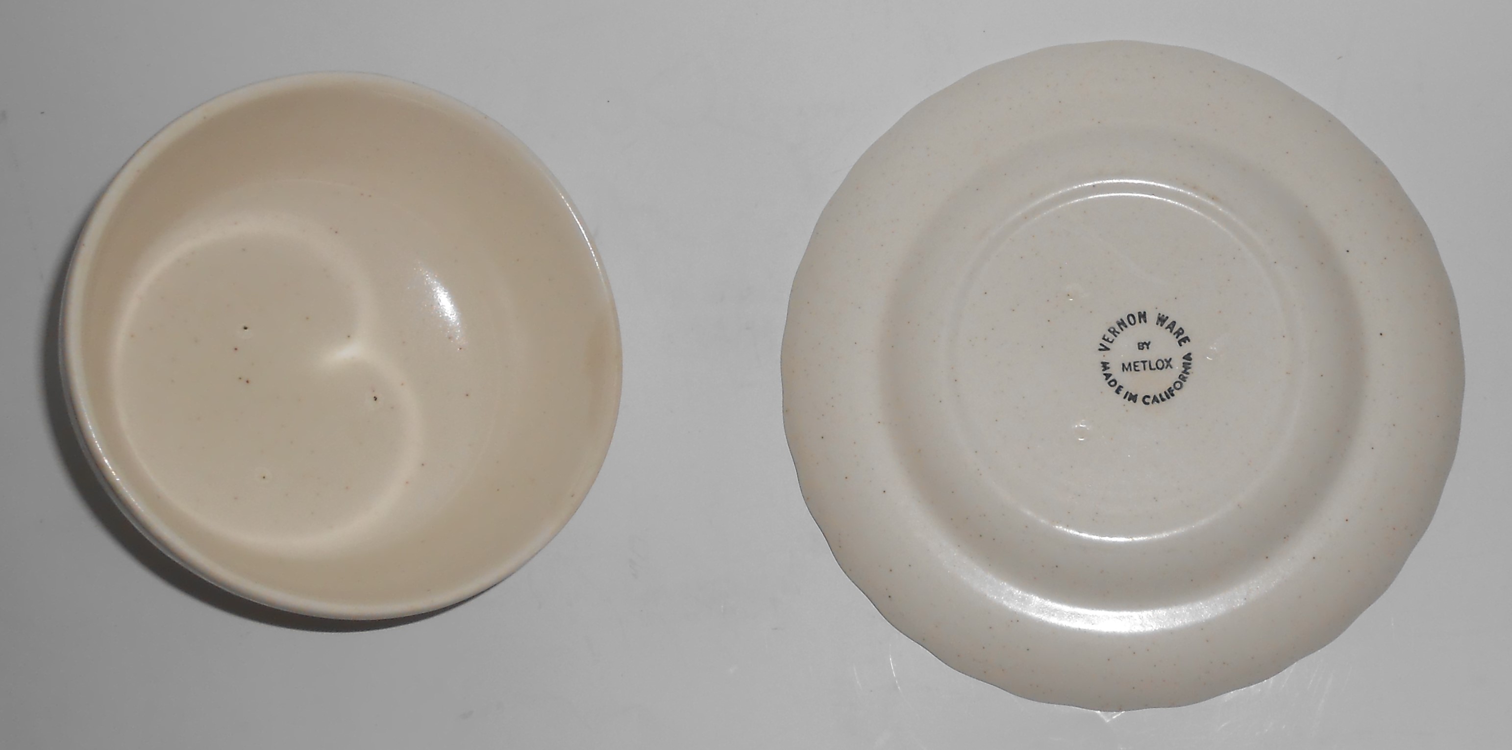 Metlox Pottery Vernon Ware Vineyard Round Butterdish w/
