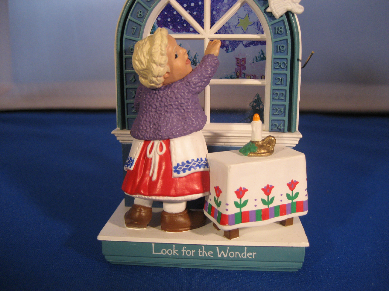 Look For The Wonder Ornament